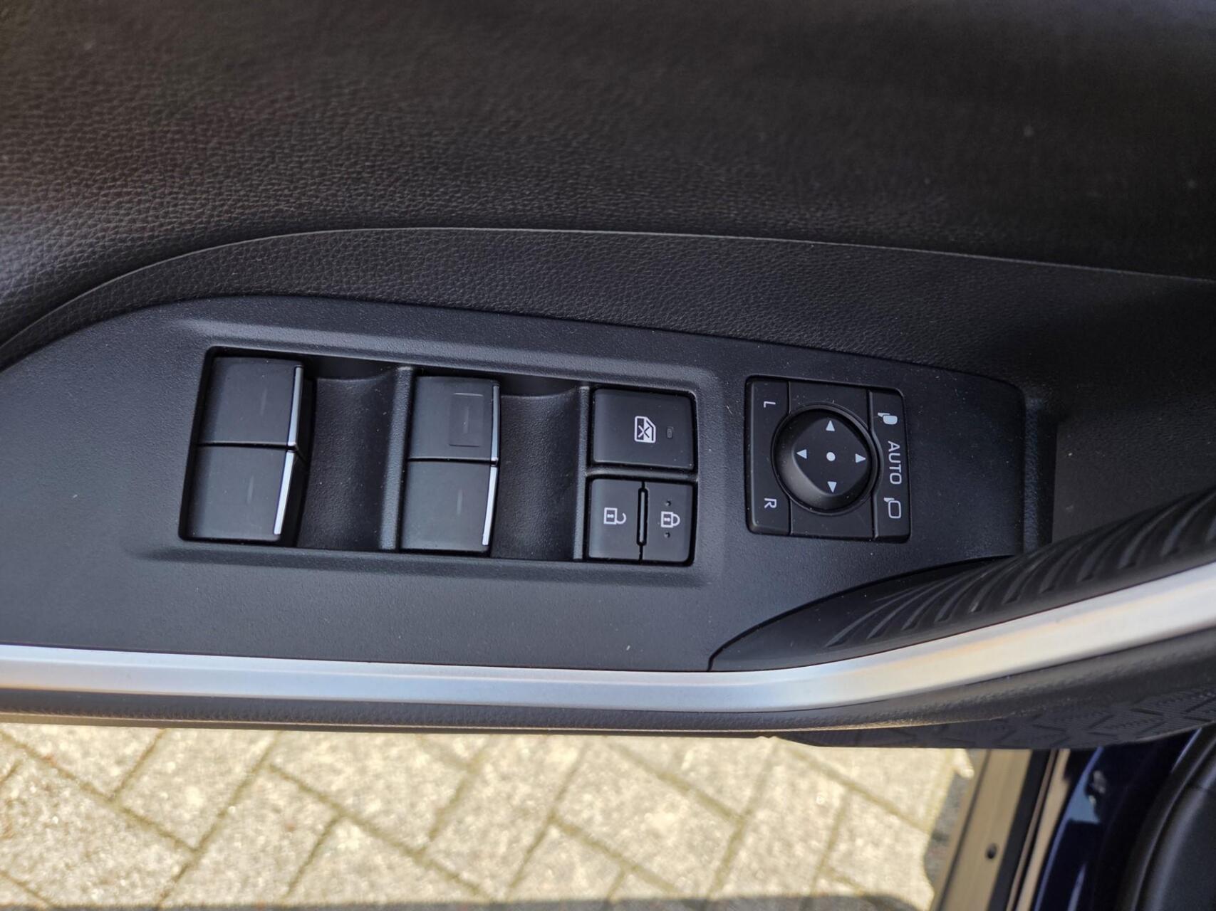 Foto van Suzuki Suzuki Across