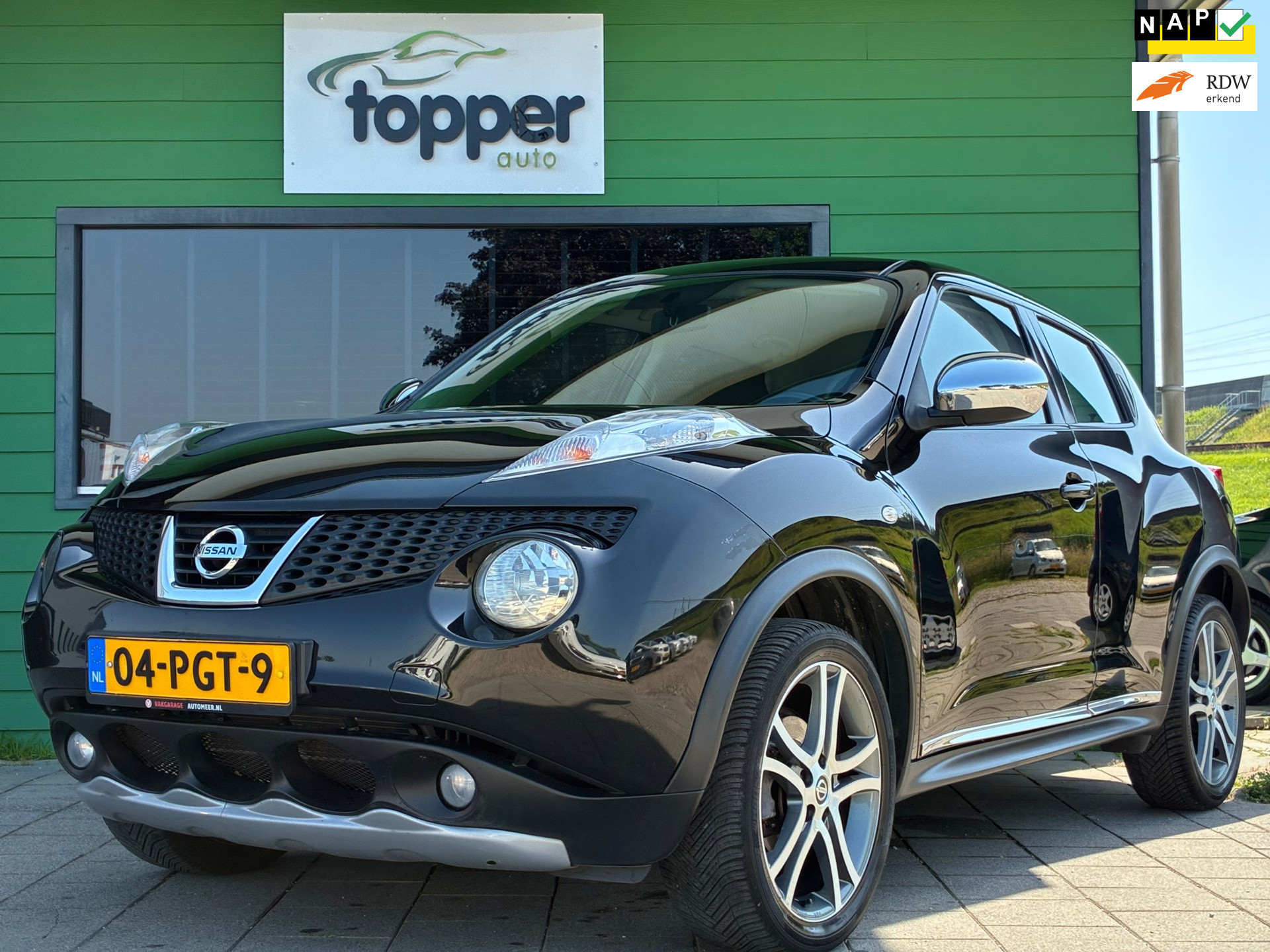 Nissan Nissan Juke 1.6 Acenta Eco | Camera | Climatronic | CarPlay | Trekhaak 2011 - voorkant