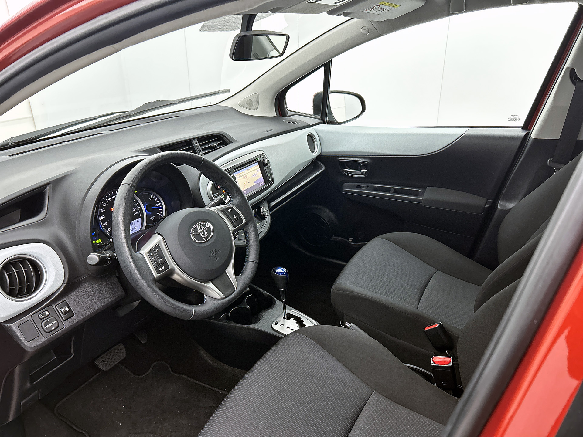 Foto van Toyota Toyota Yaris Hybrid