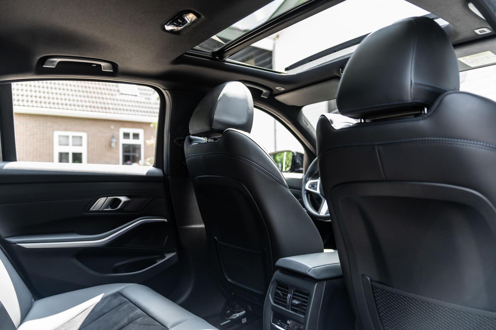 Foto van BMW 330e