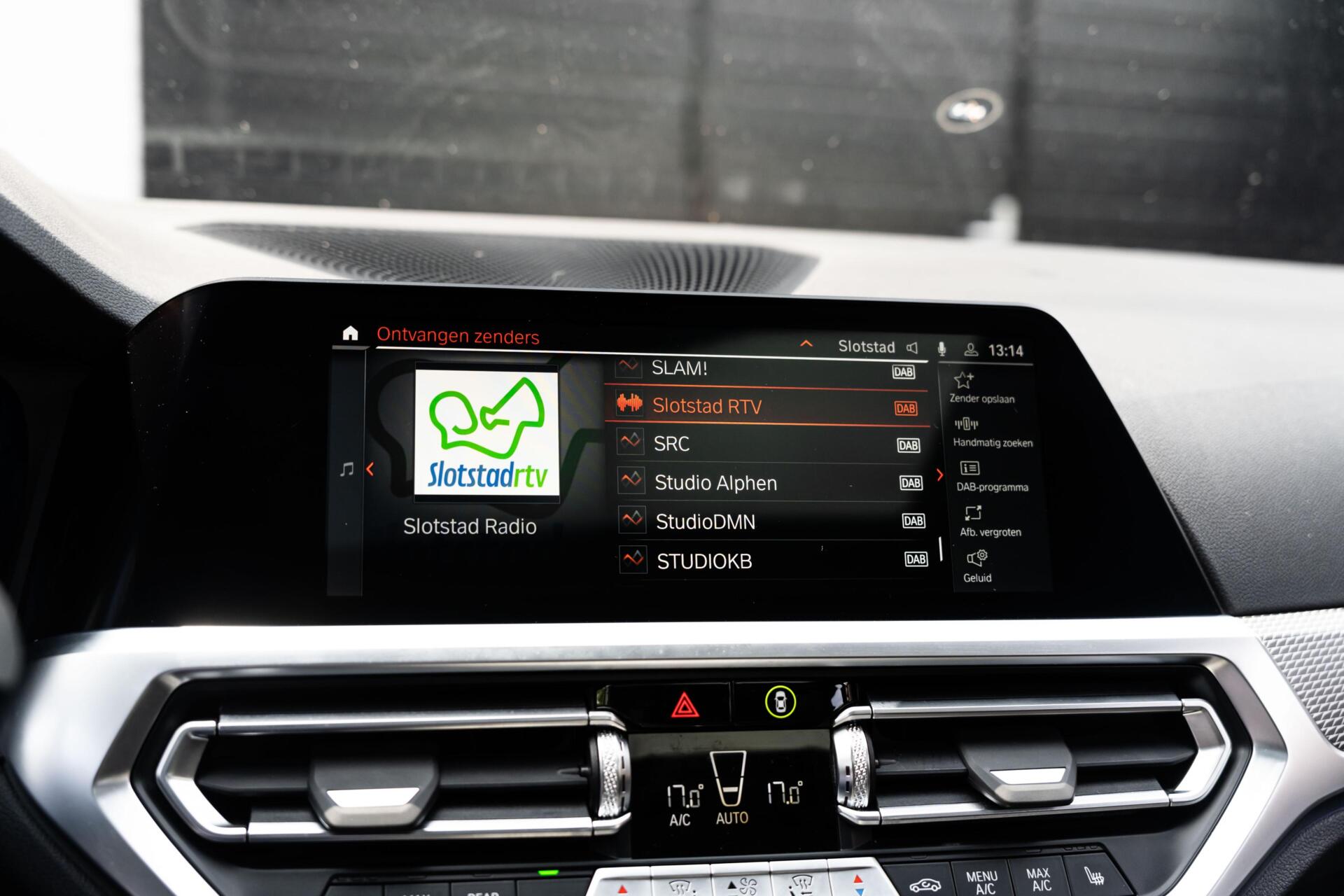 Foto van BMW 330e
