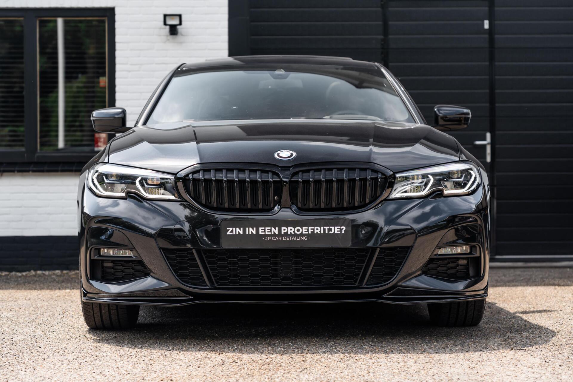 Foto van BMW 330e