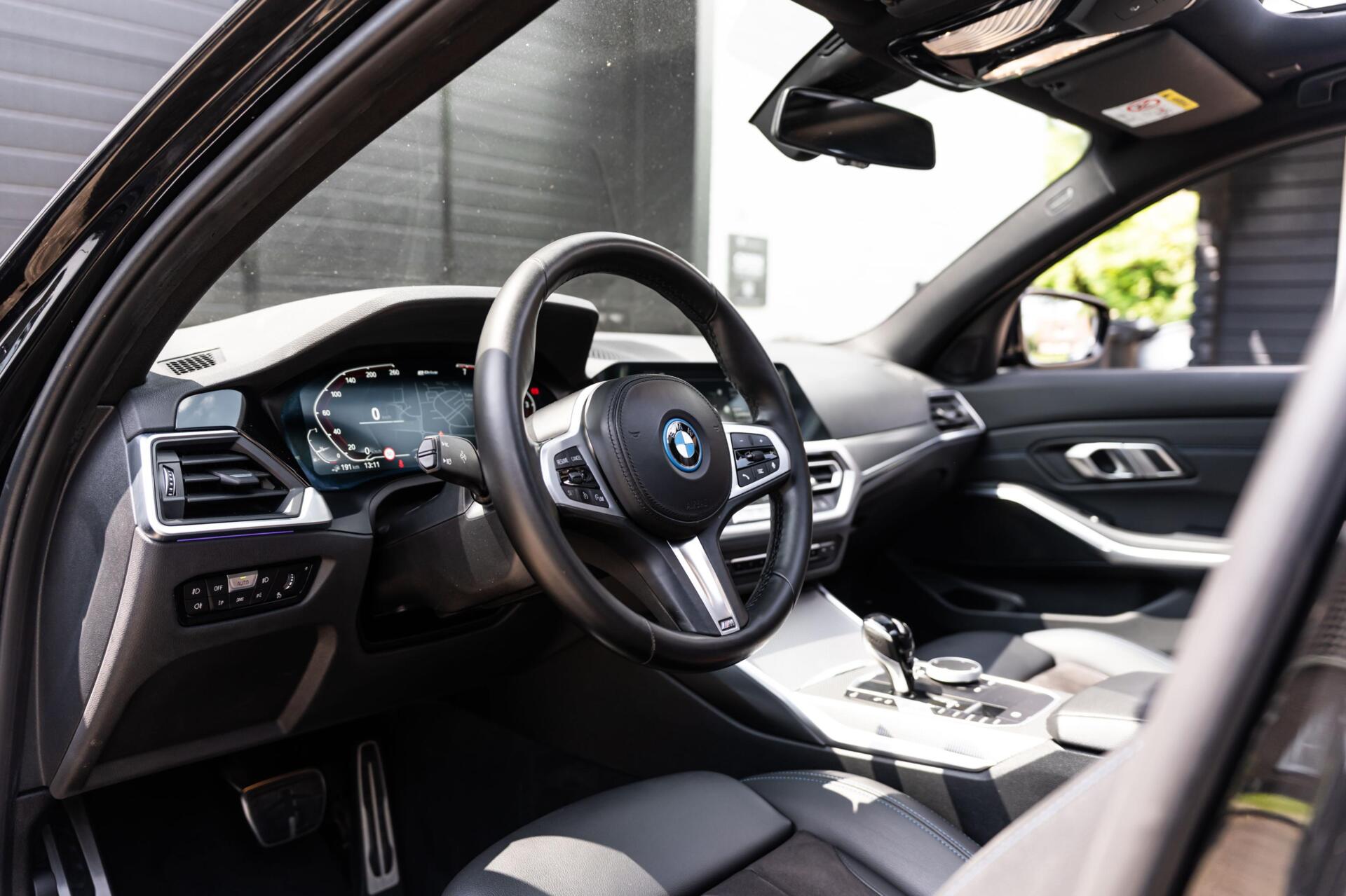 Foto van BMW 330e