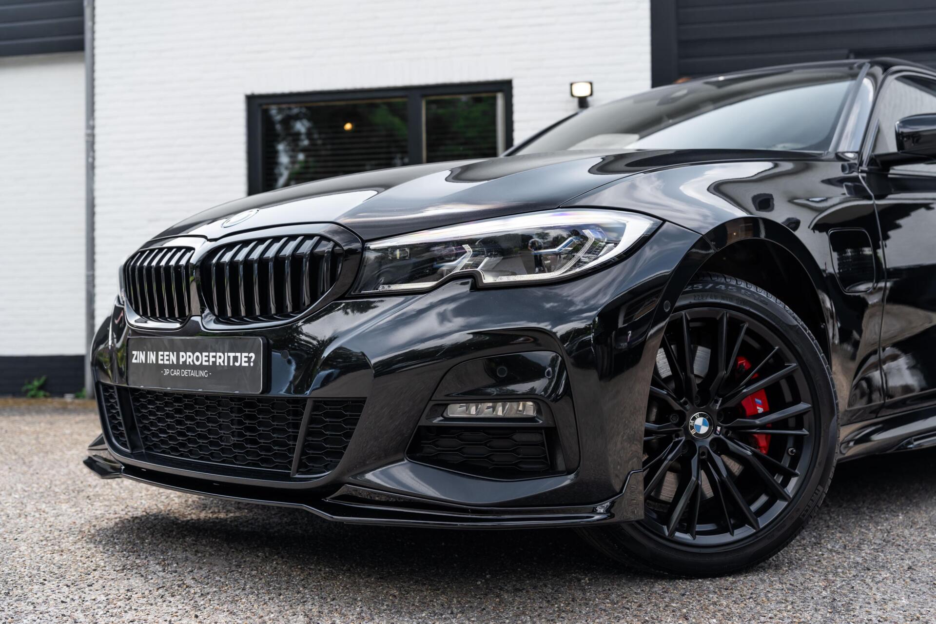 Foto van BMW 330e