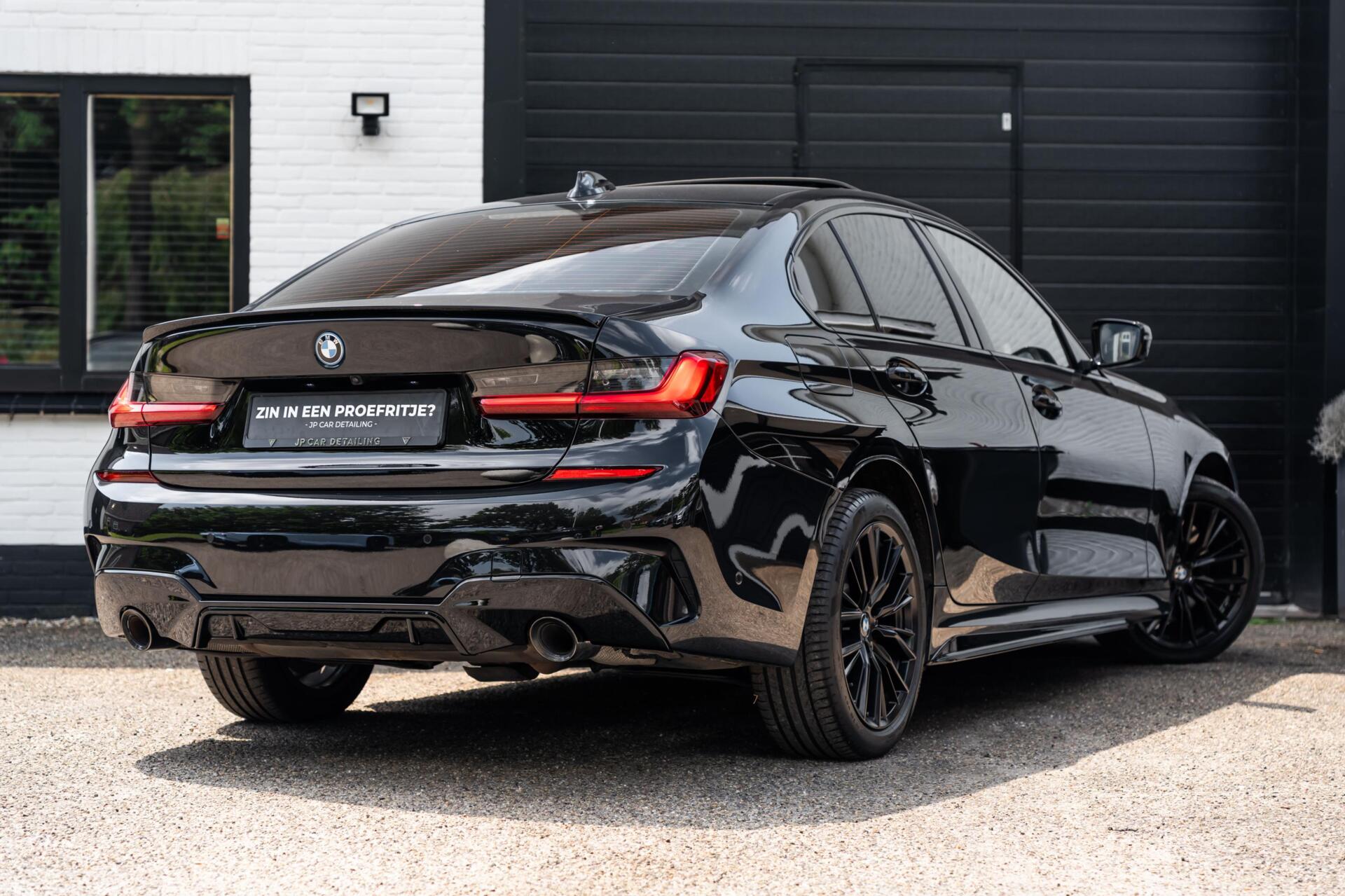 Foto van BMW 330e