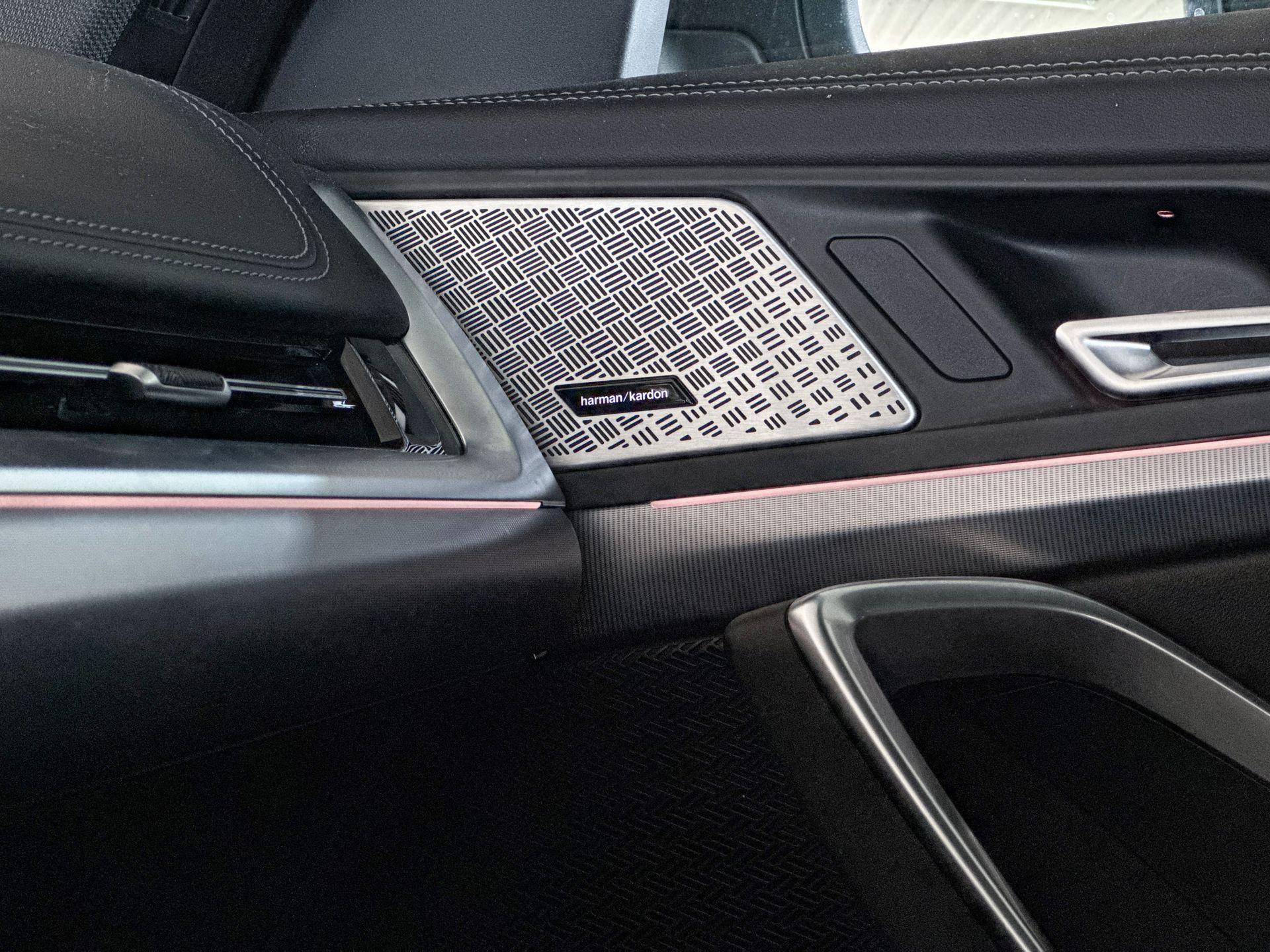 Foto van BMW Ix1 Xdrive30