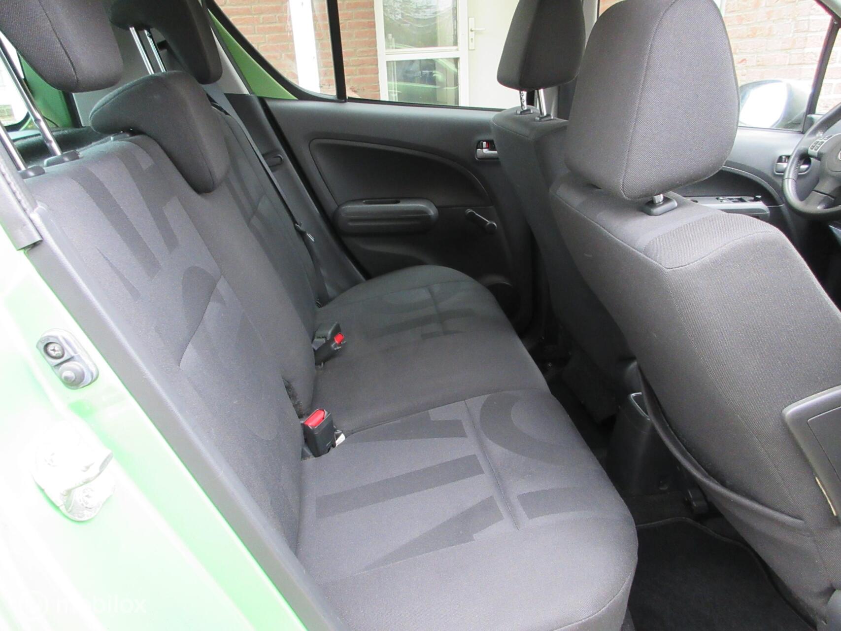 Foto van Opel Agila