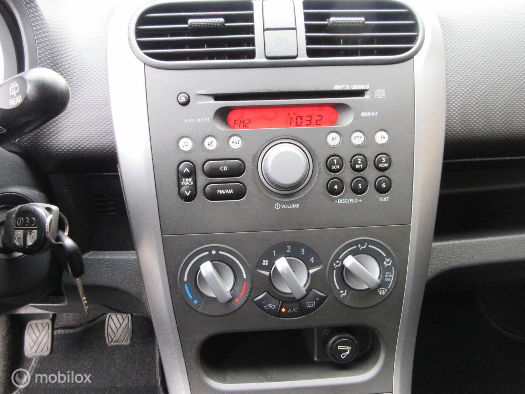 Foto van Opel Agila