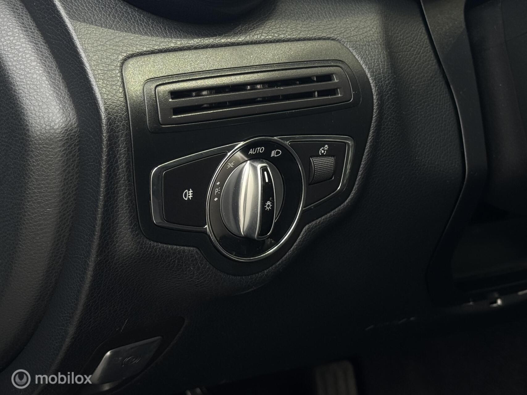 Foto van Mercedes-Benz C 180