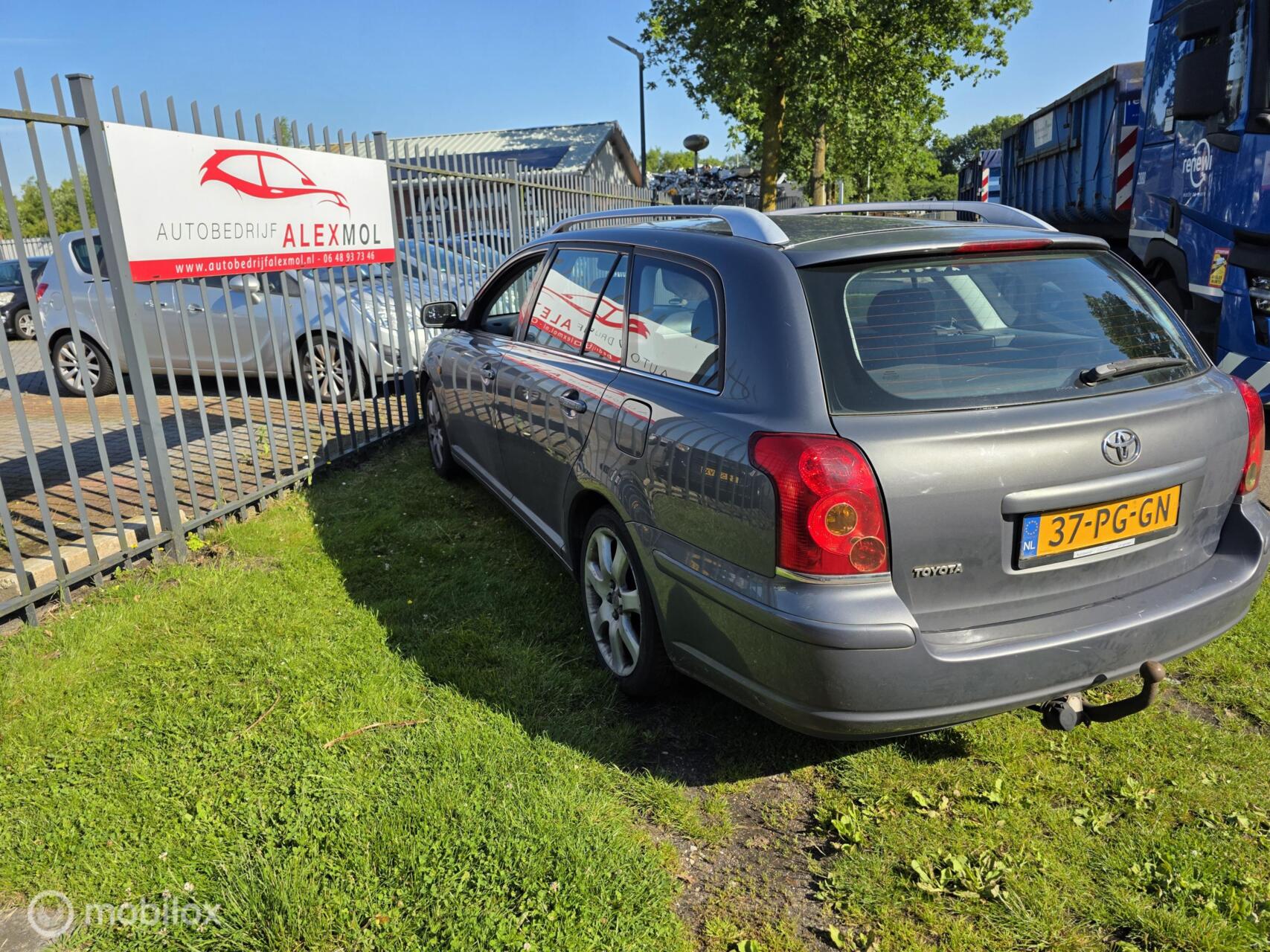 Foto van Toyota Toyota Avensis