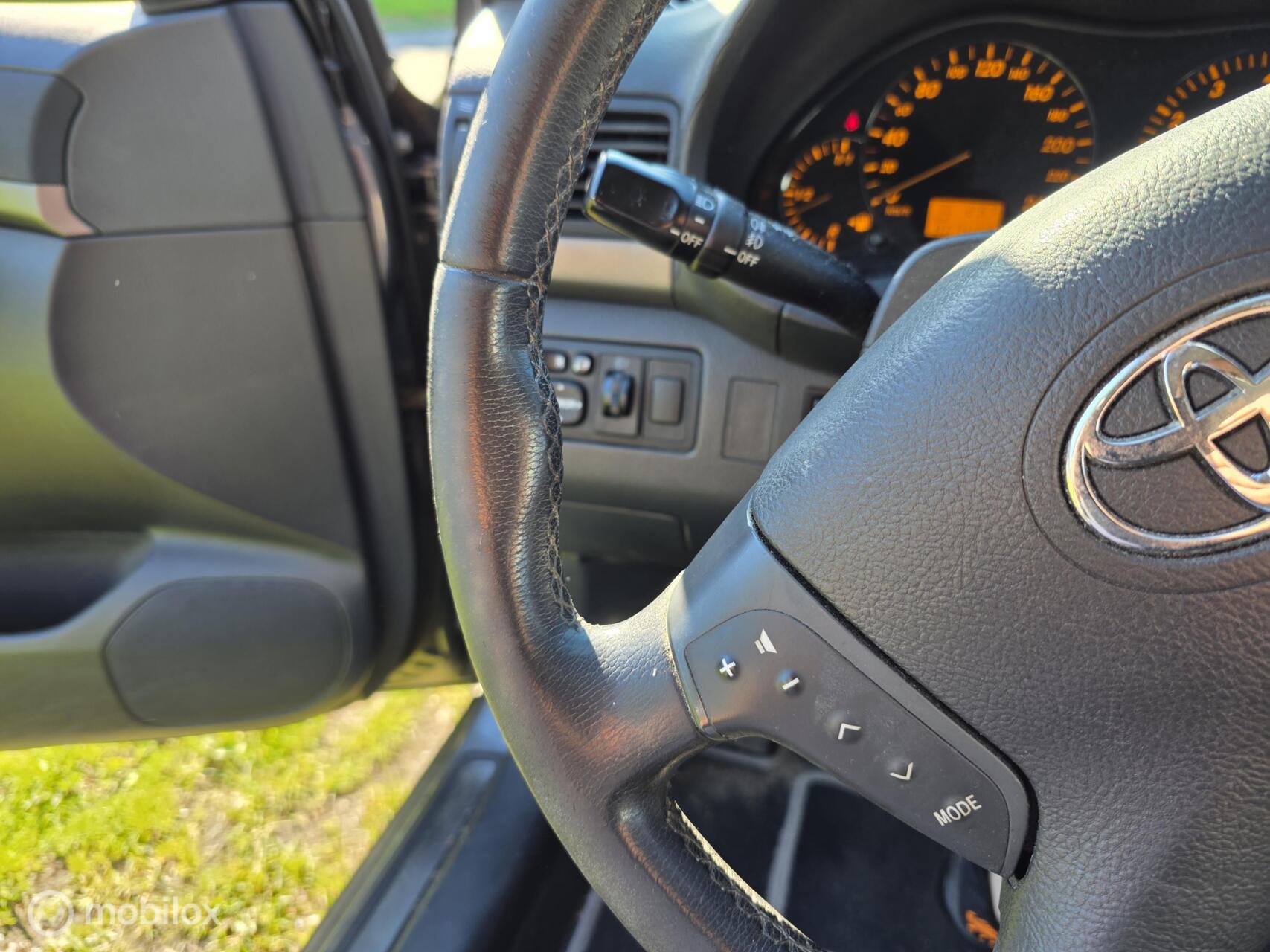 Foto van Toyota Toyota Avensis
