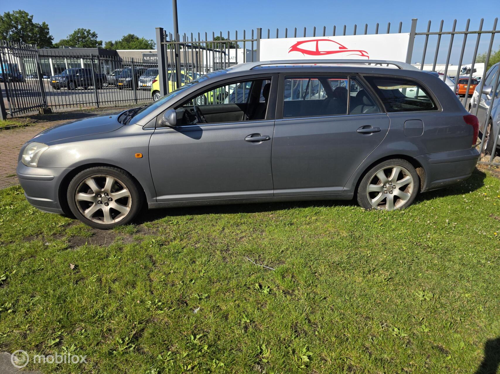 Foto van Toyota Toyota Avensis