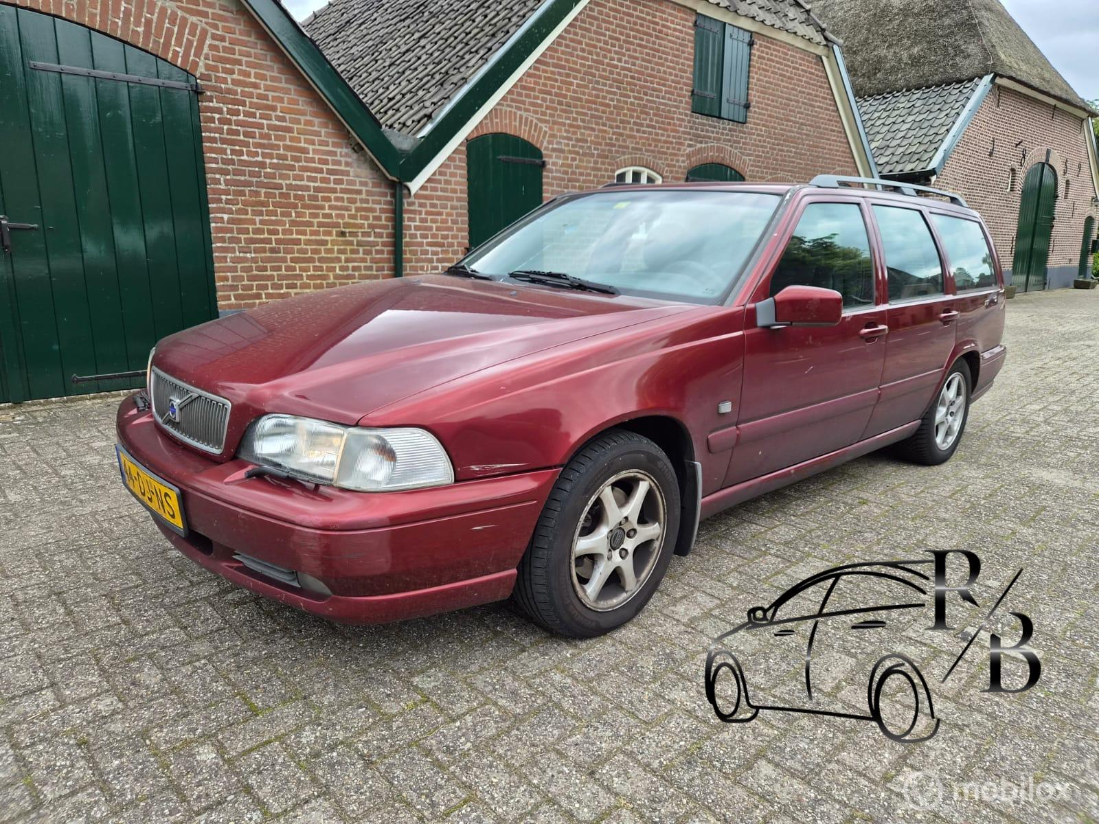 Volvo V70 2.4 Comfort Europa 1 JAAR APK  LPG  AIRCO AUTOMAAT 1999 - voorkant