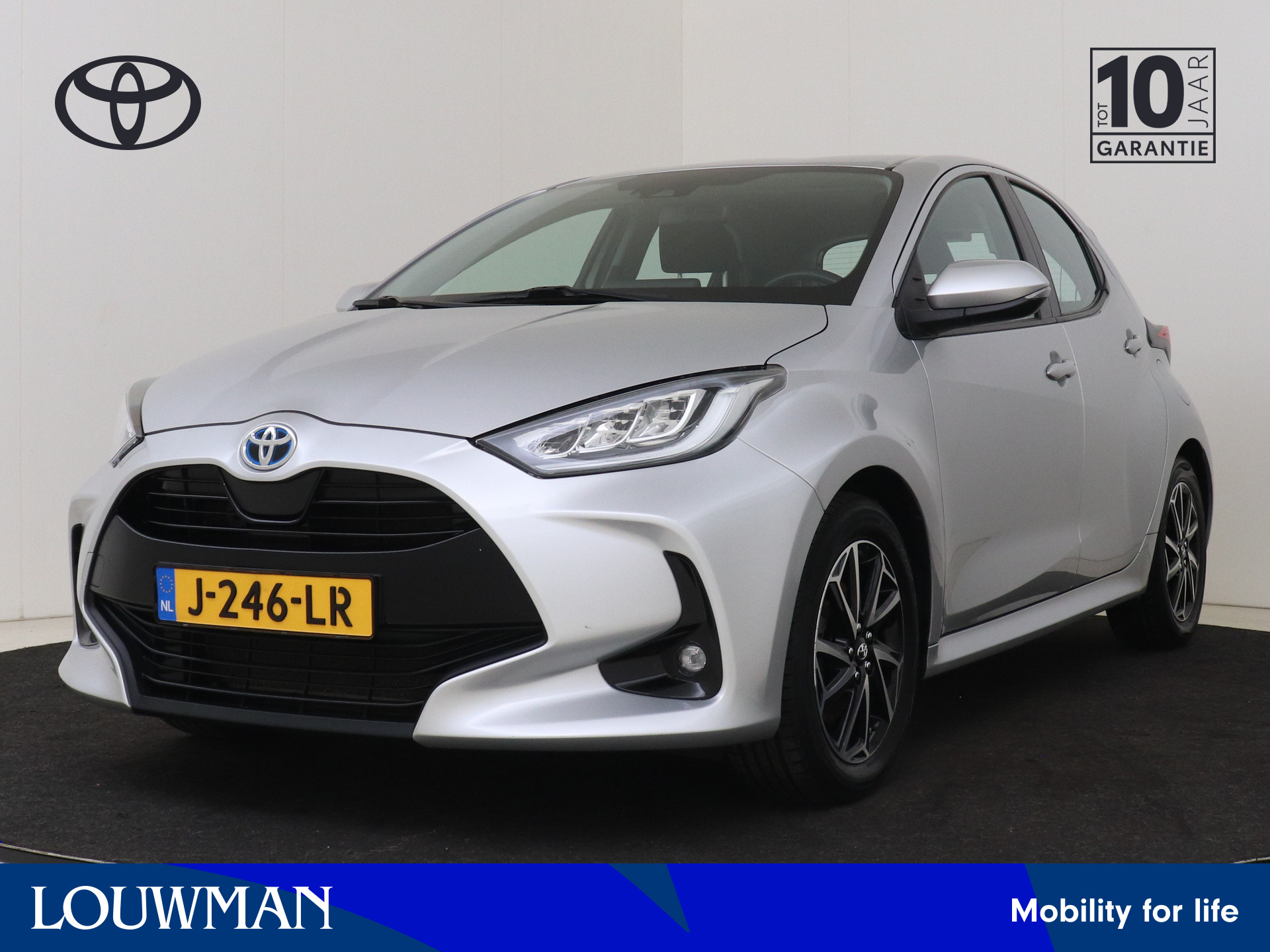 Toyota Toyota Yaris 1.5 Hybrid First Edition 2020 - voorkant