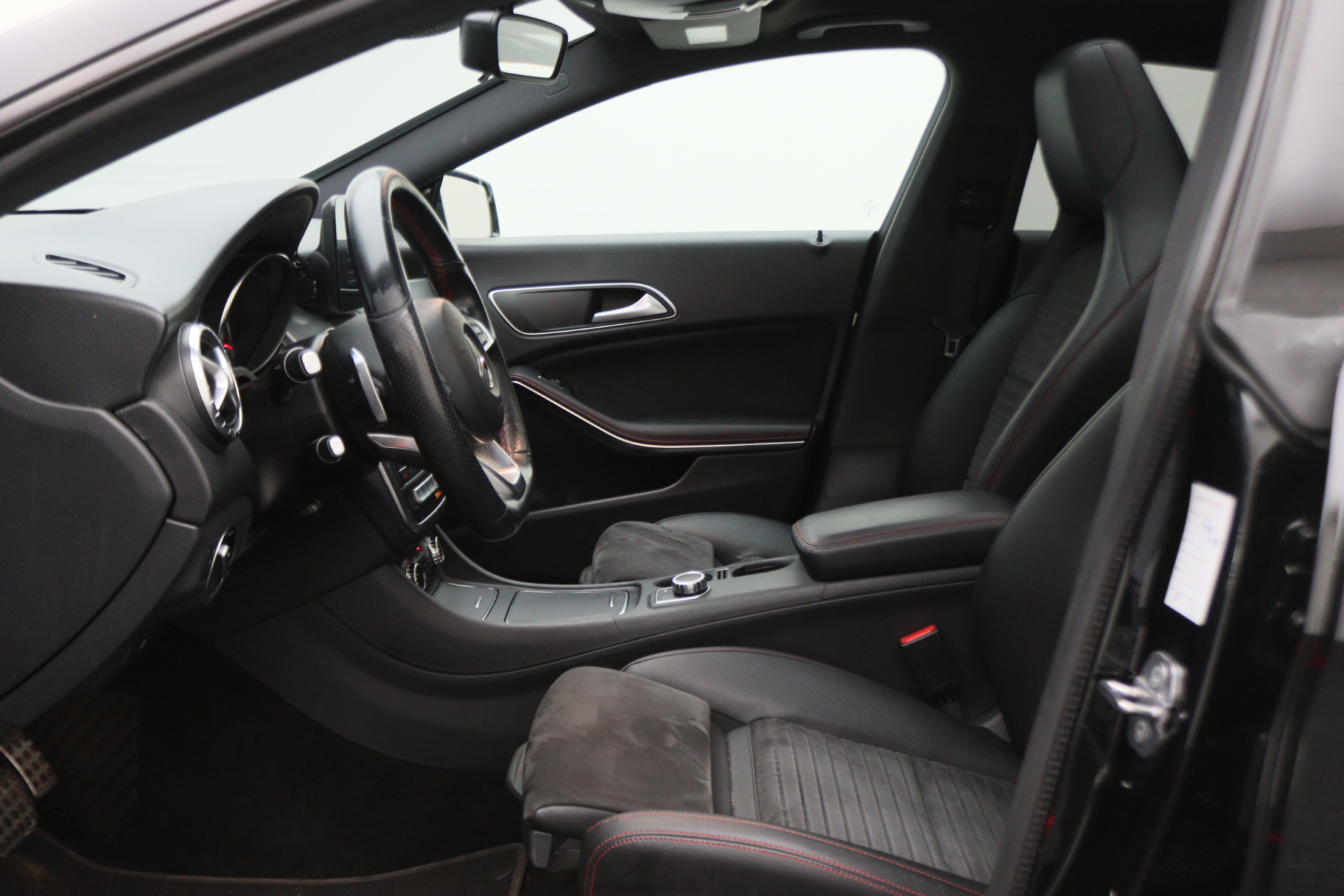 Foto van Mercedes-Benz Cla
