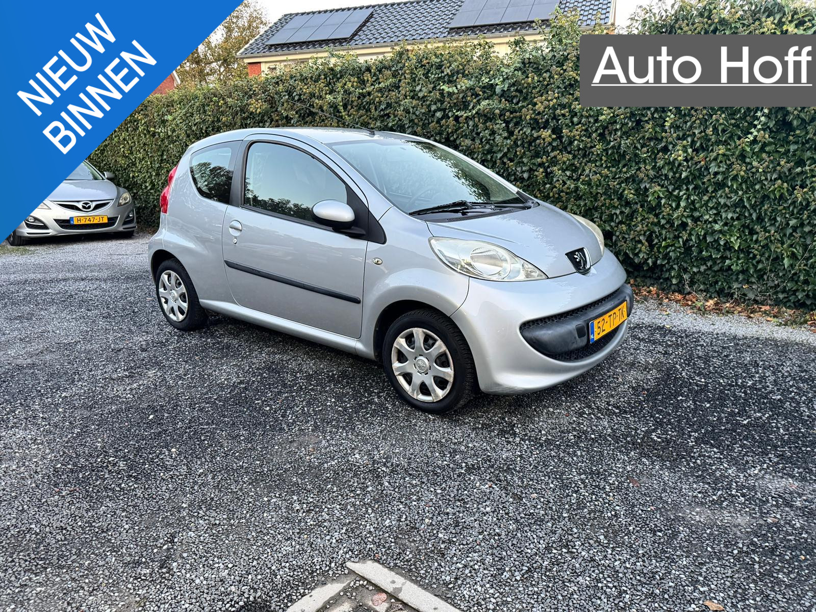 Peugeot 107 1.0-12V XS 2007 - voorkant