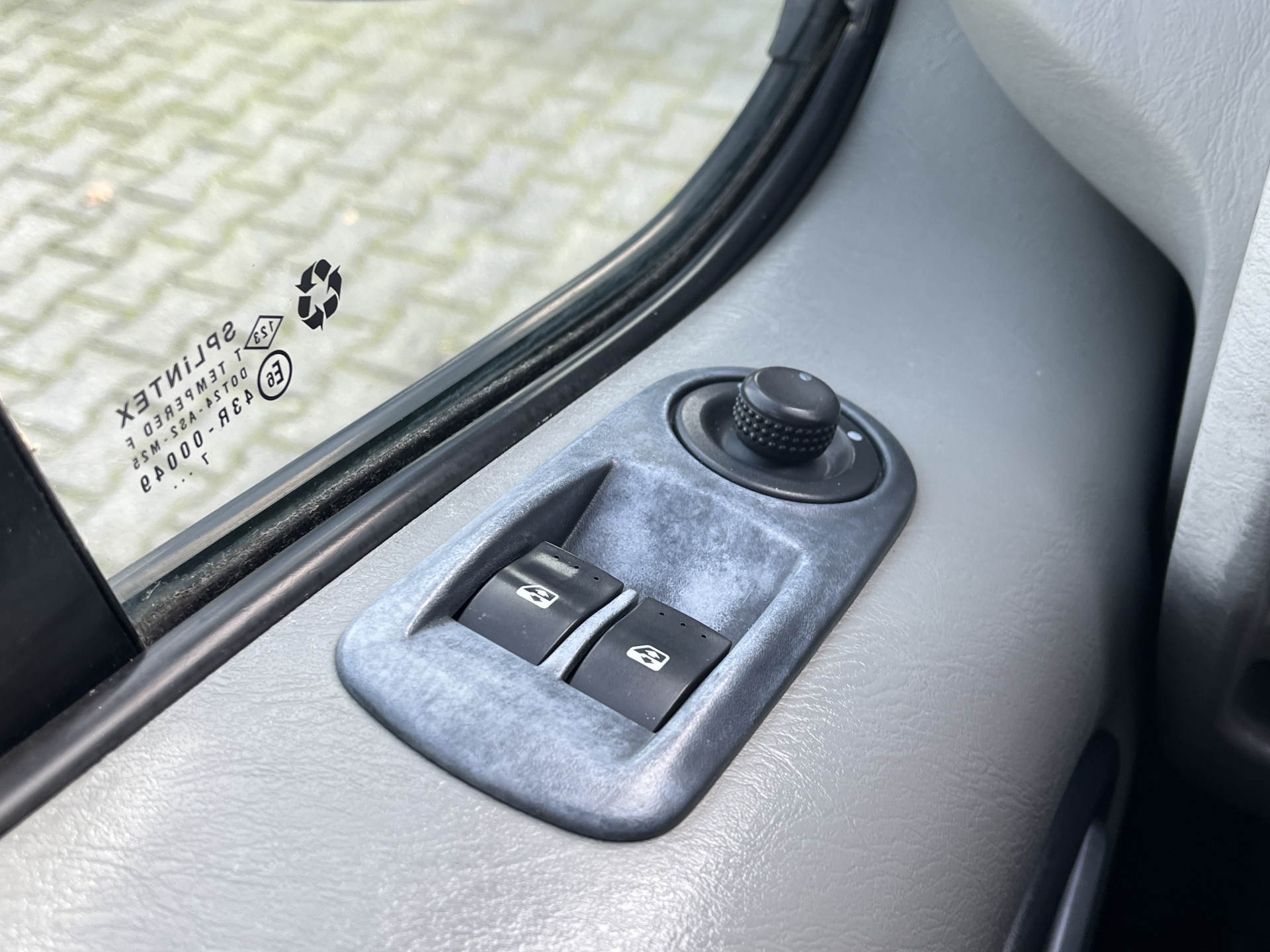 Foto van Opel Vivaro