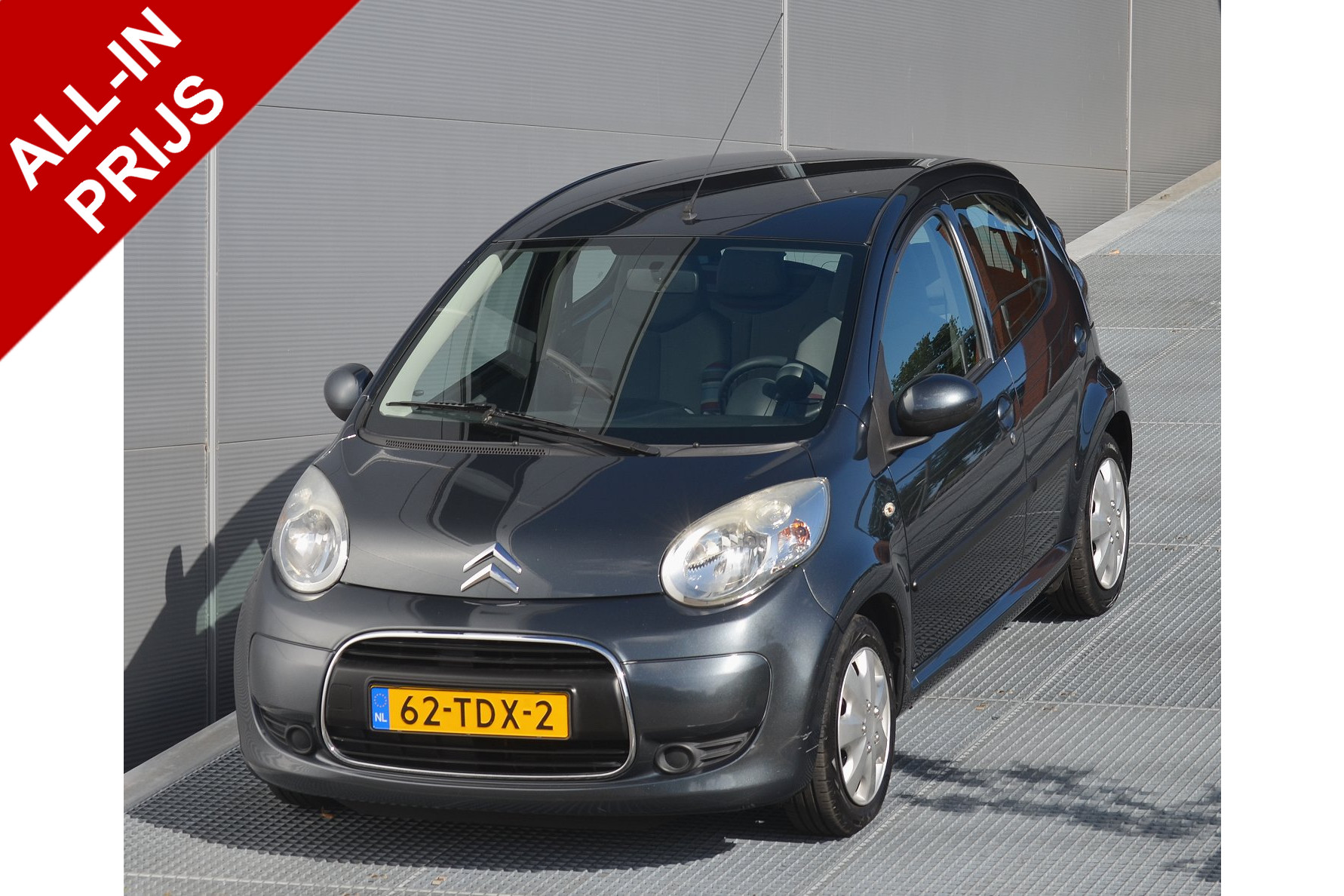 Citroen C1 1.0-12V Ambiance 2012 - voorkant