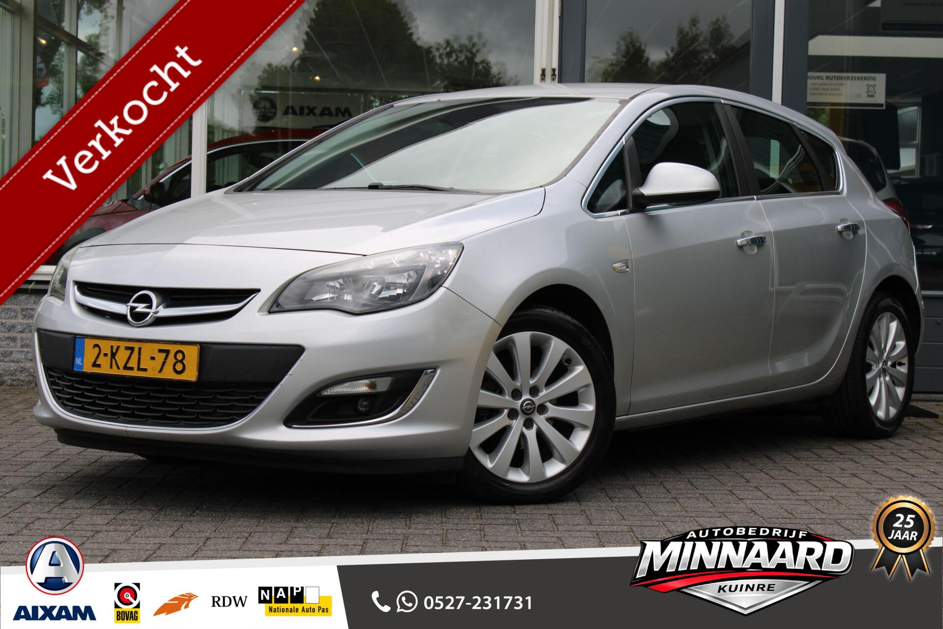 Opel Astra 1.4 Turbo Cosmo 2013 - voorkant