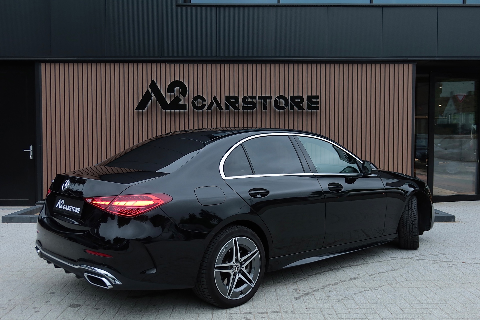 Foto van Mercedes-Benz C 300 E