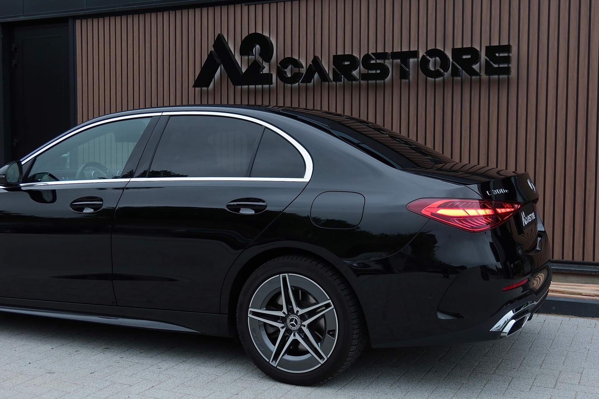 Foto van Mercedes-Benz C 300 E