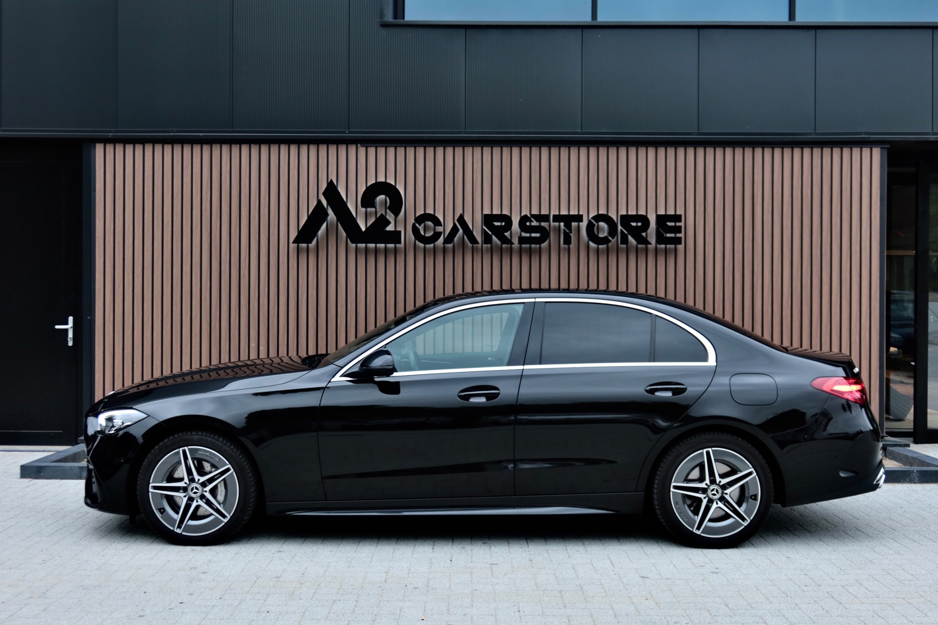 Foto van Mercedes-Benz C 300 E