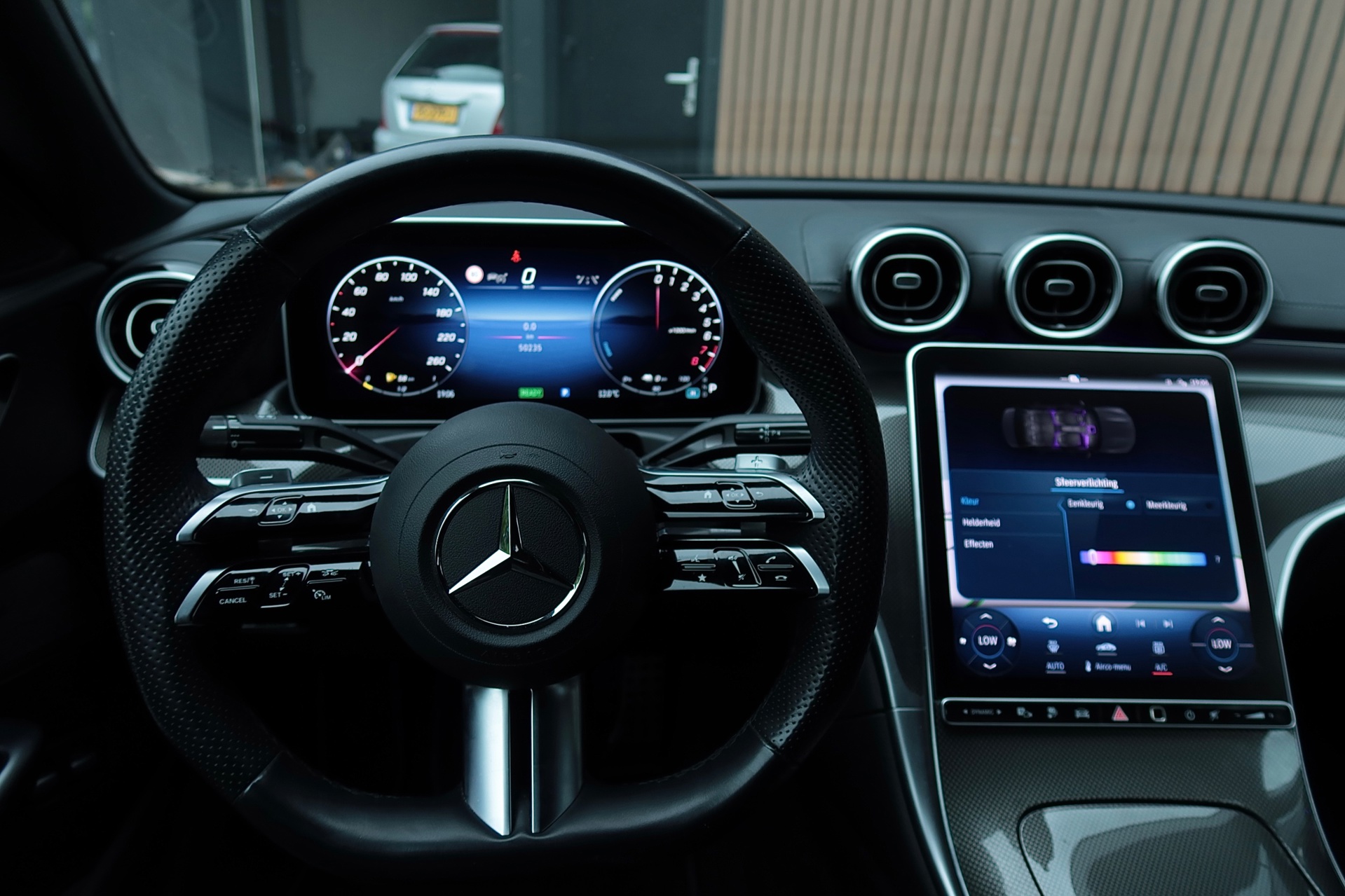 Foto van Mercedes-Benz C 300 E