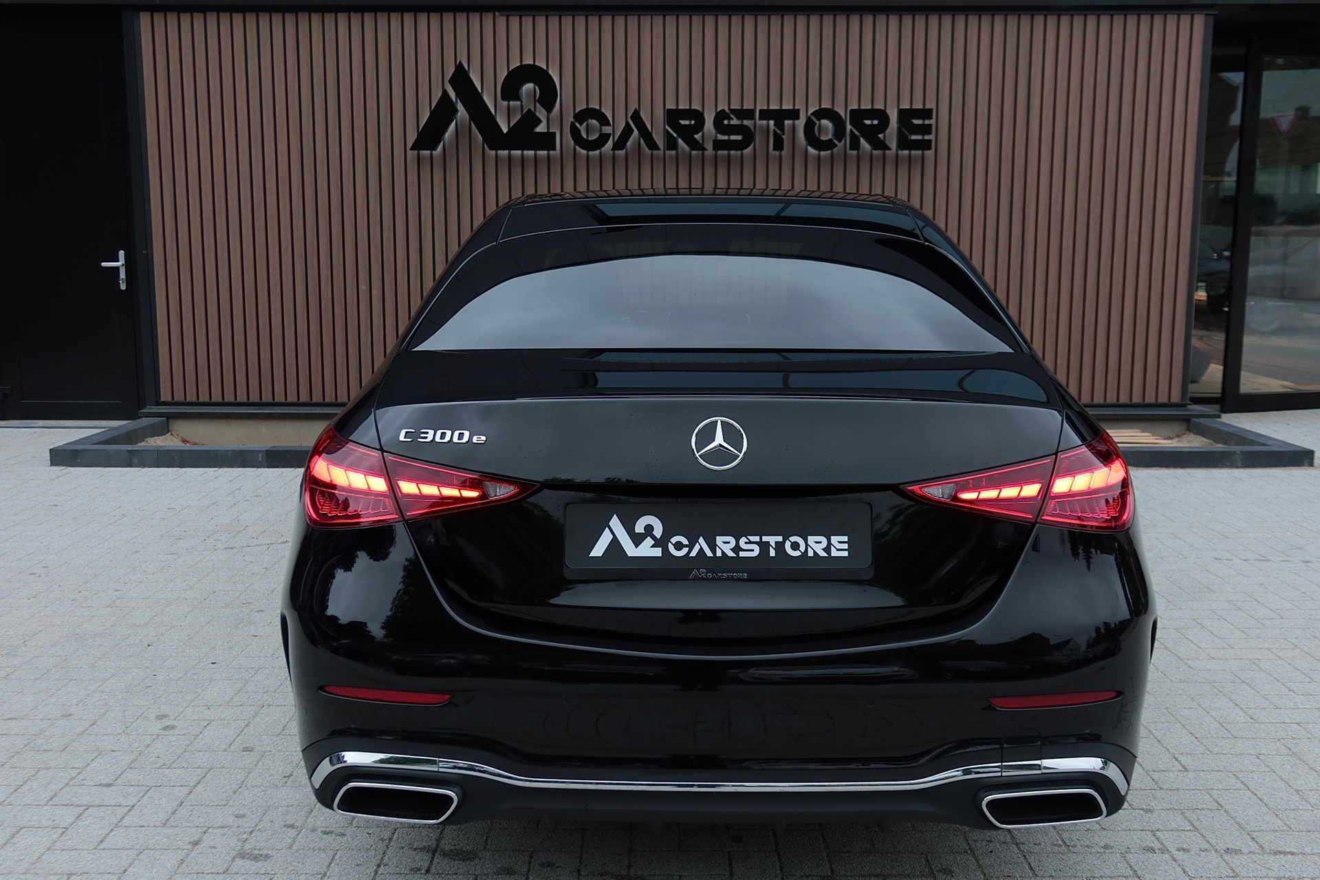 Foto van Mercedes-Benz C 300 E