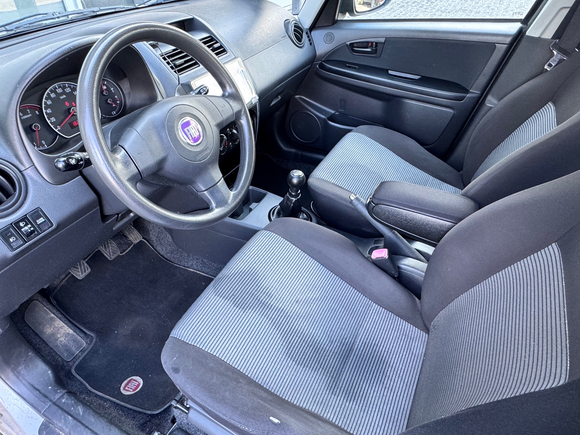 Foto van Fiat Fiat Sedici