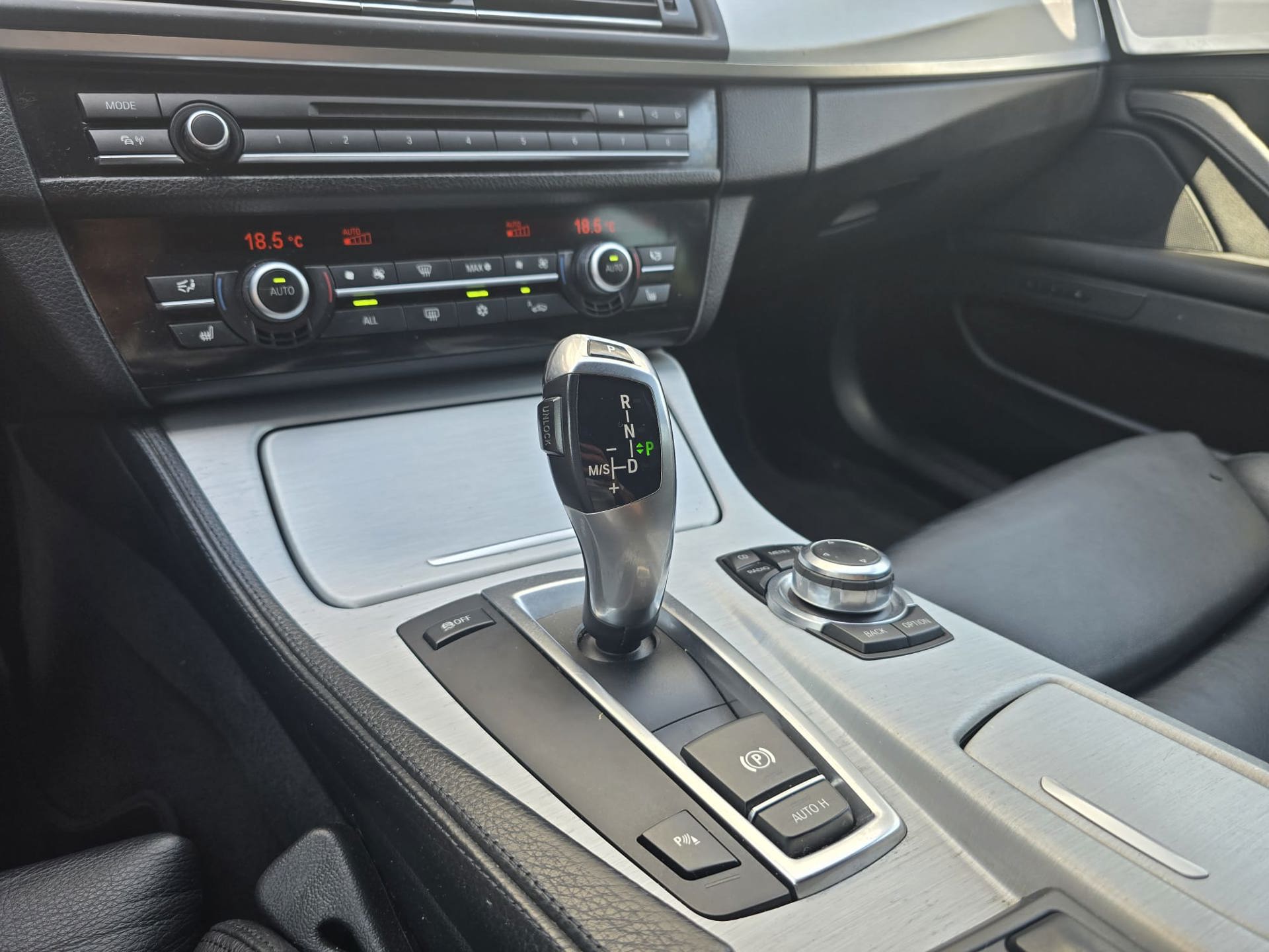 Foto van BMW 523i