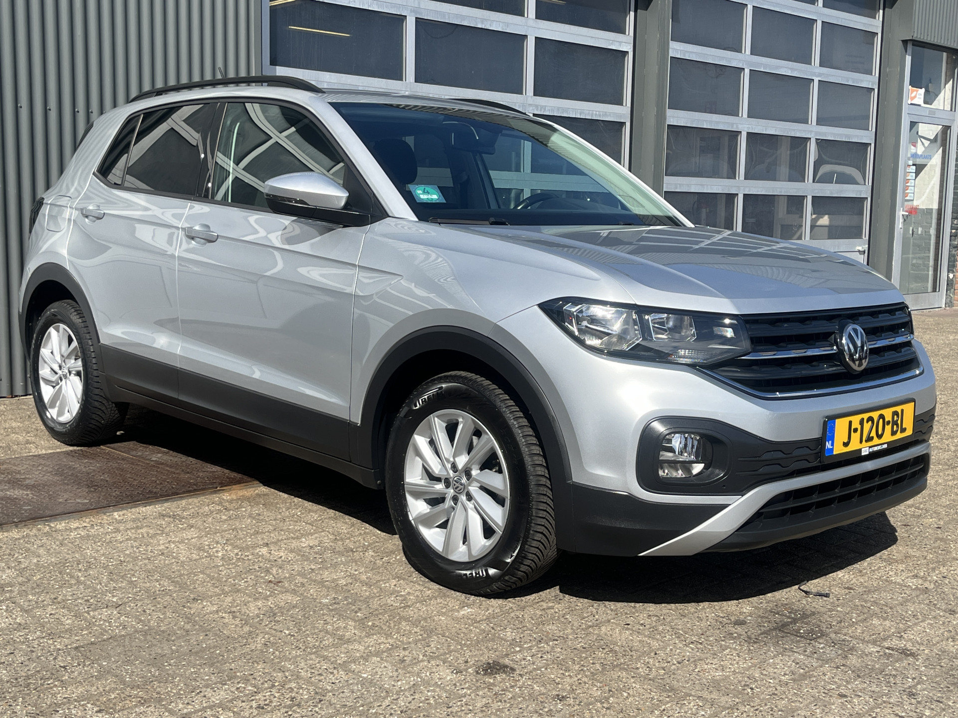 Foto van Volkswagen T-cross