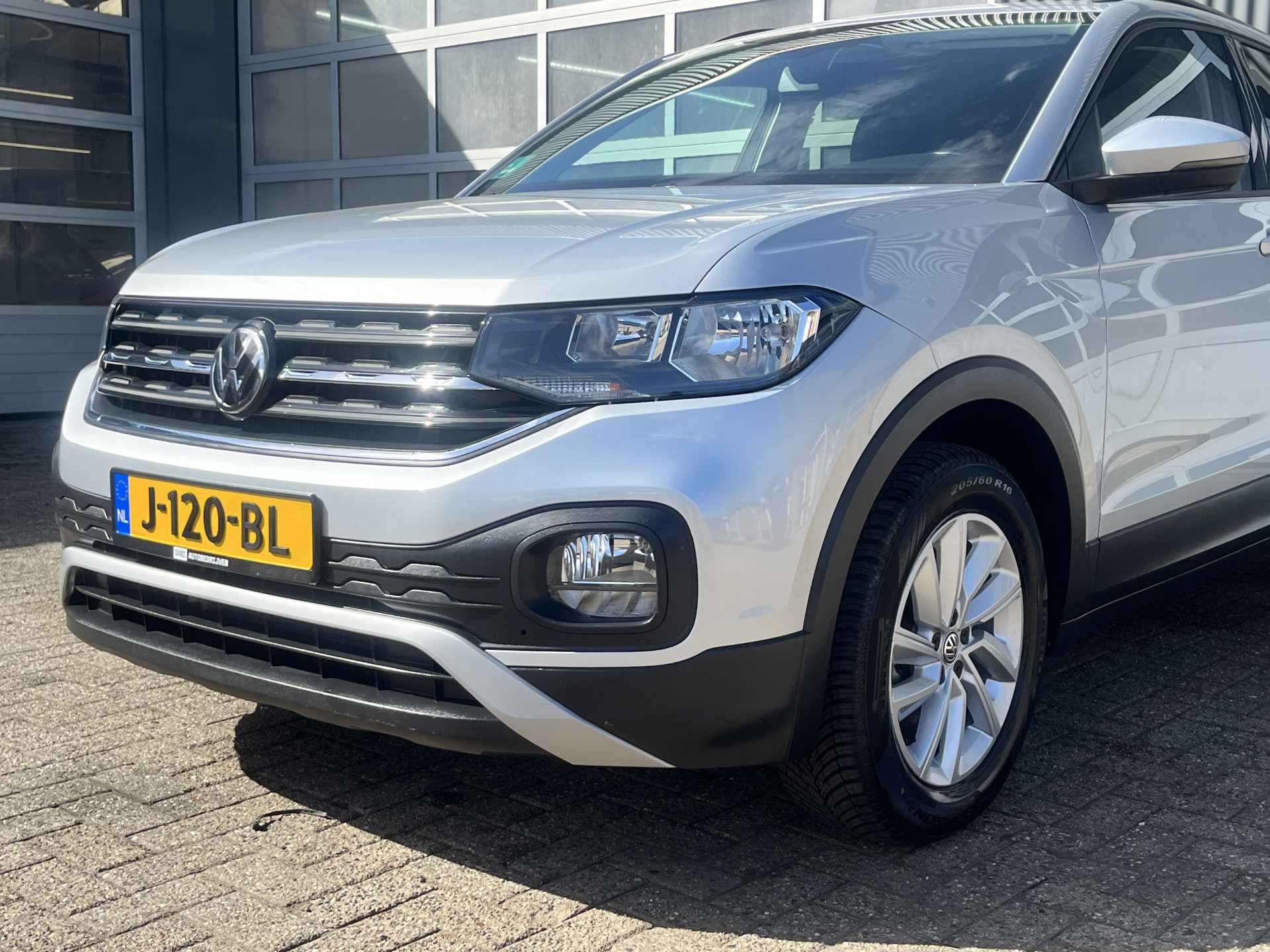 Foto van Volkswagen T-cross