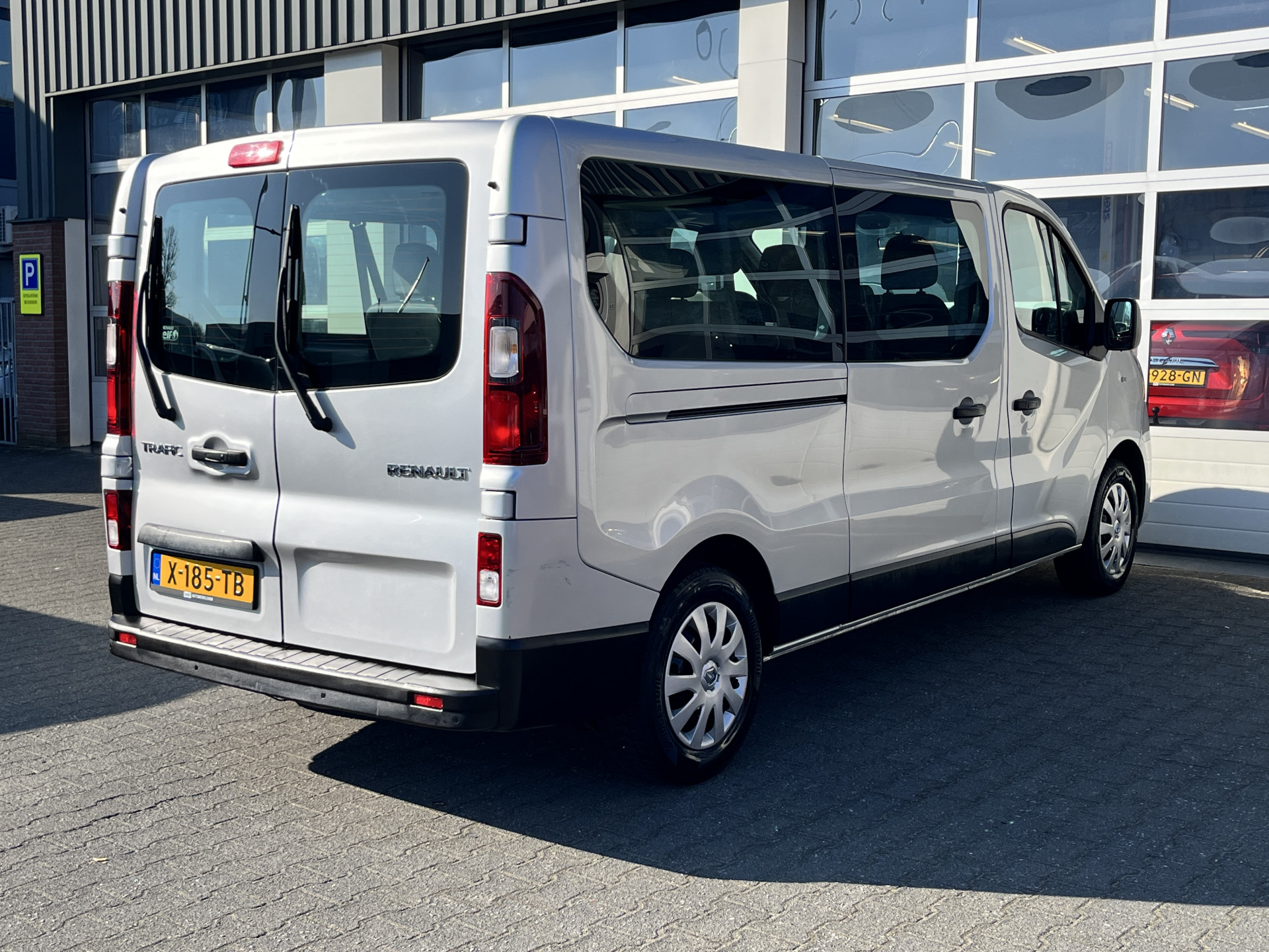 Foto van Renault Trafic Passenger
