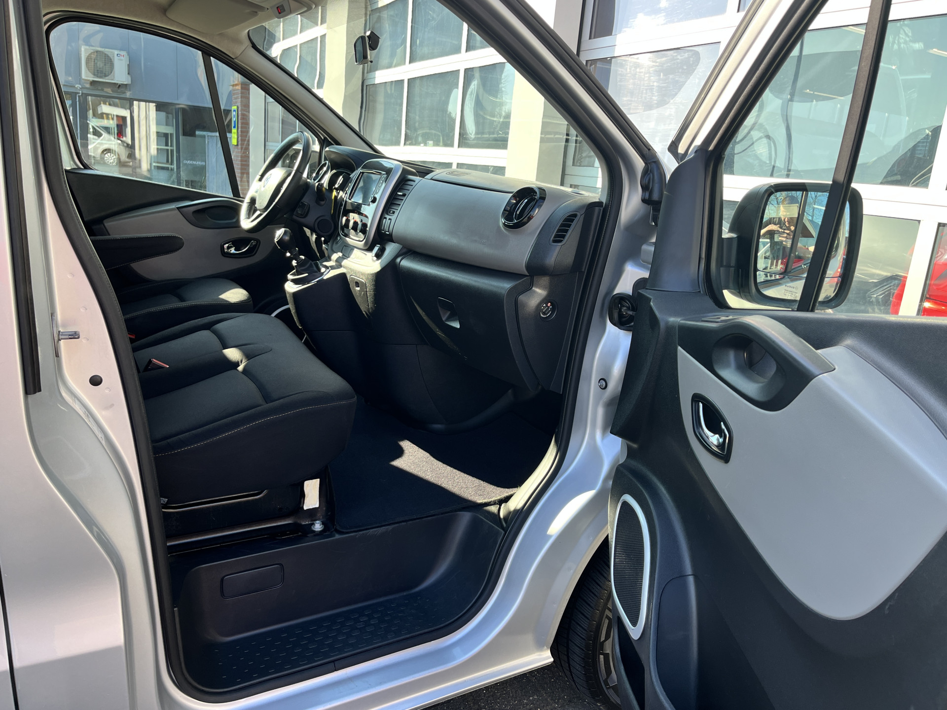 Foto van Renault Trafic Passenger