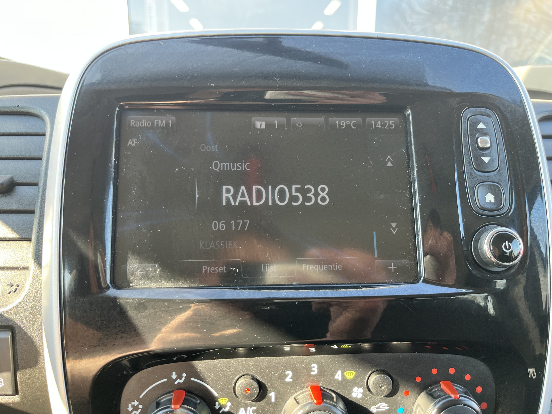 Foto van Renault Trafic Passenger