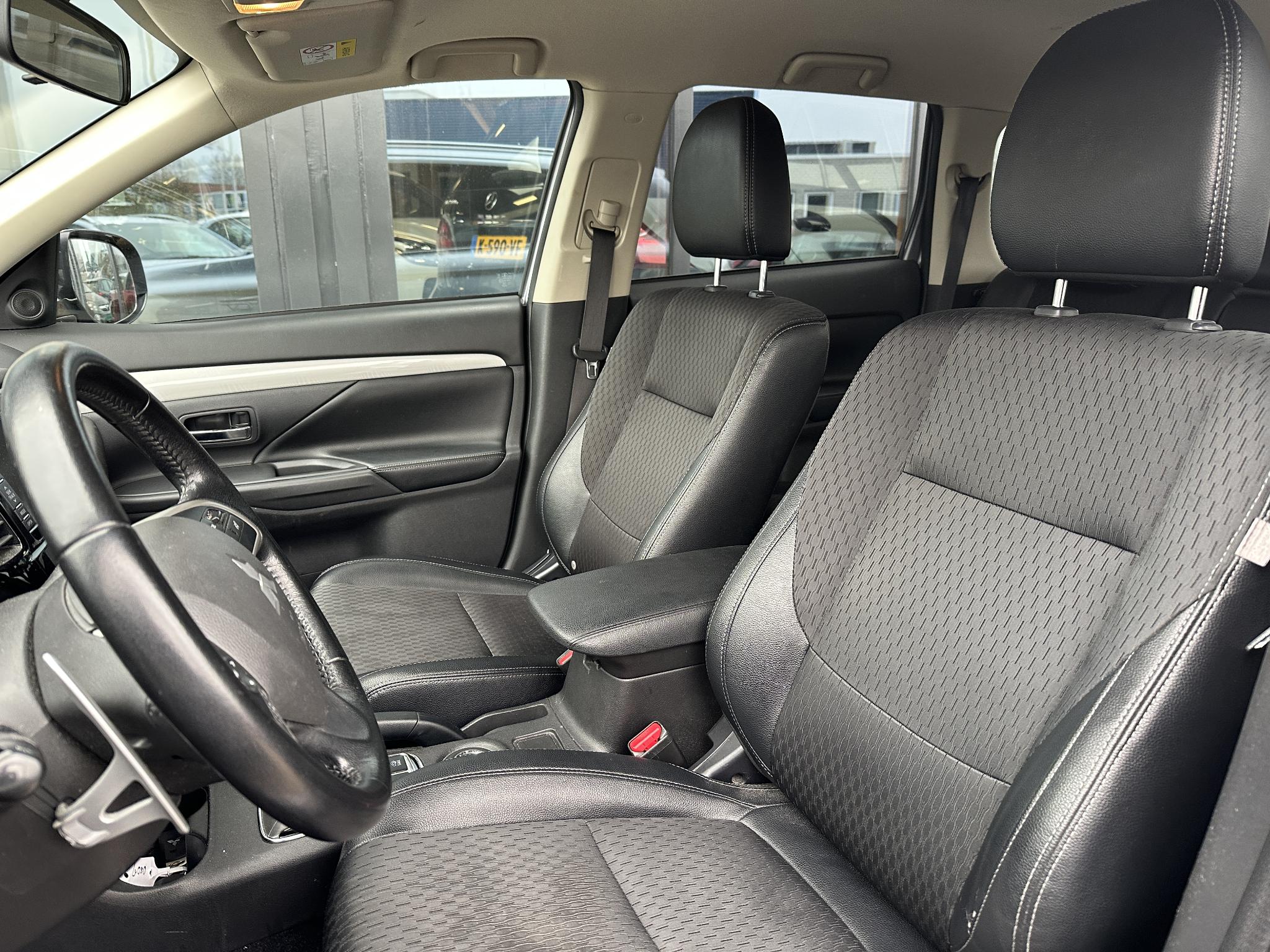 Foto van Mitsubishi Mitsubishi Outlander