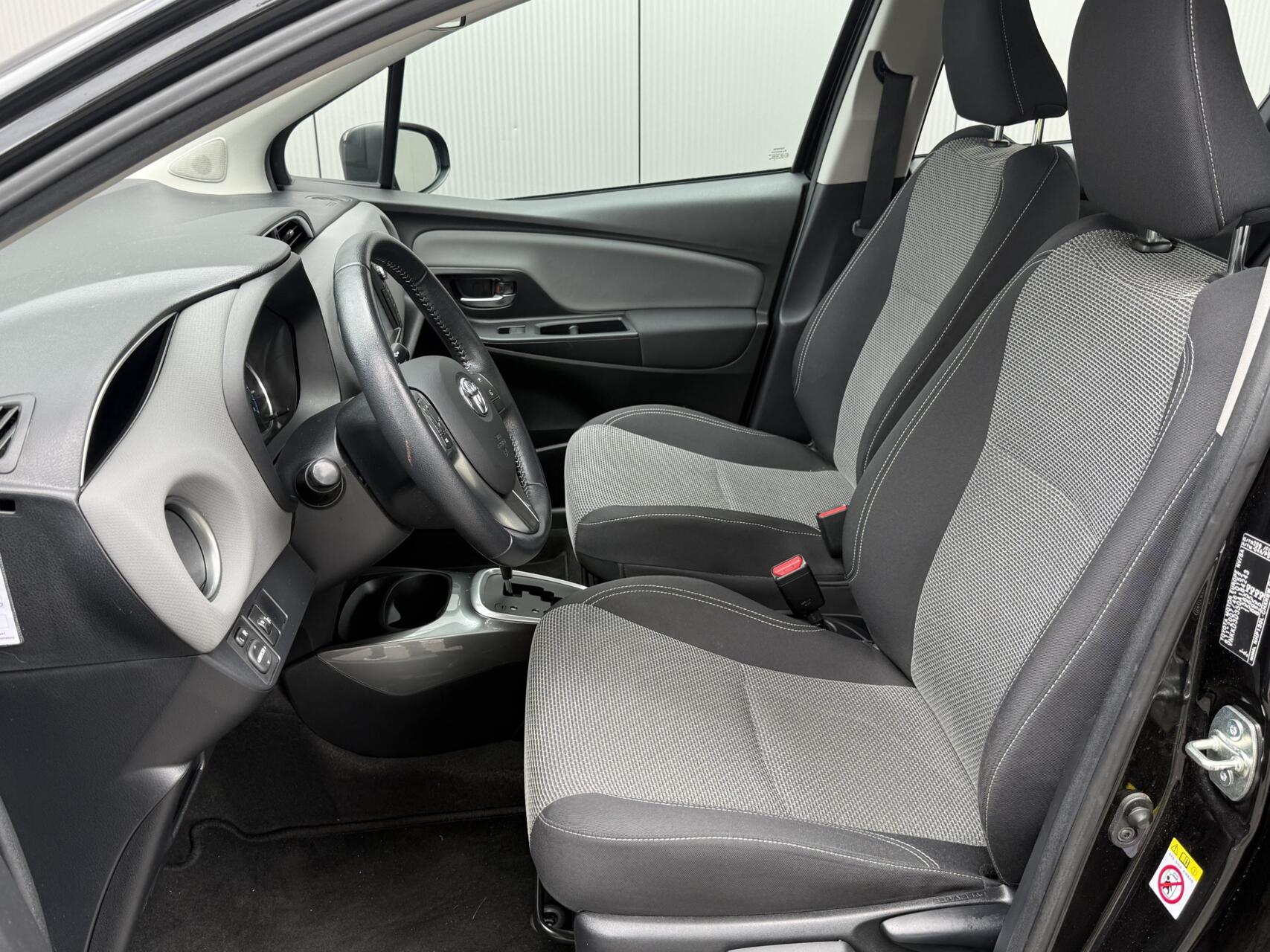Foto van Toyota Toyota Yaris Hybrid