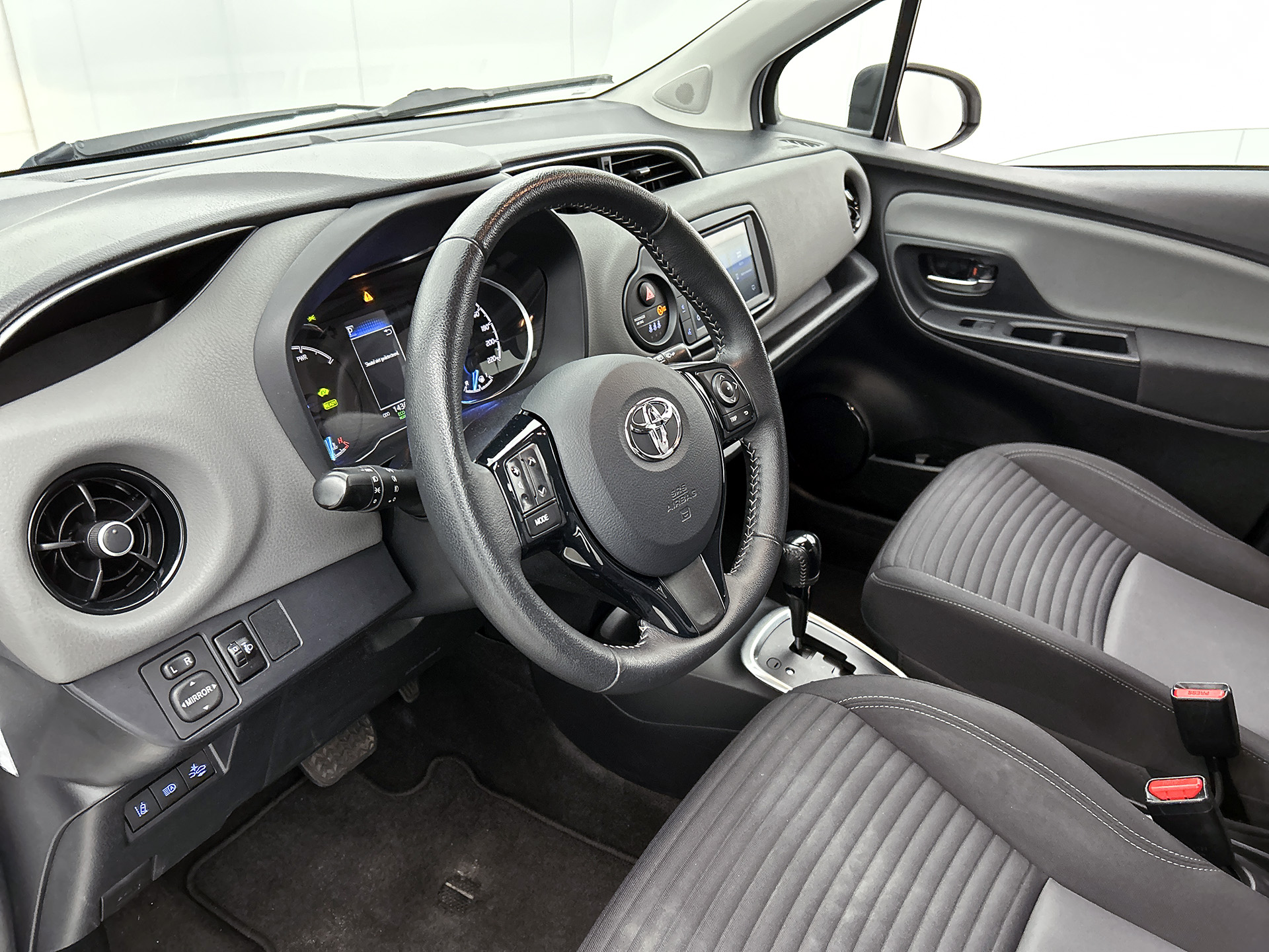 Foto van Toyota Toyota Yaris Hybrid