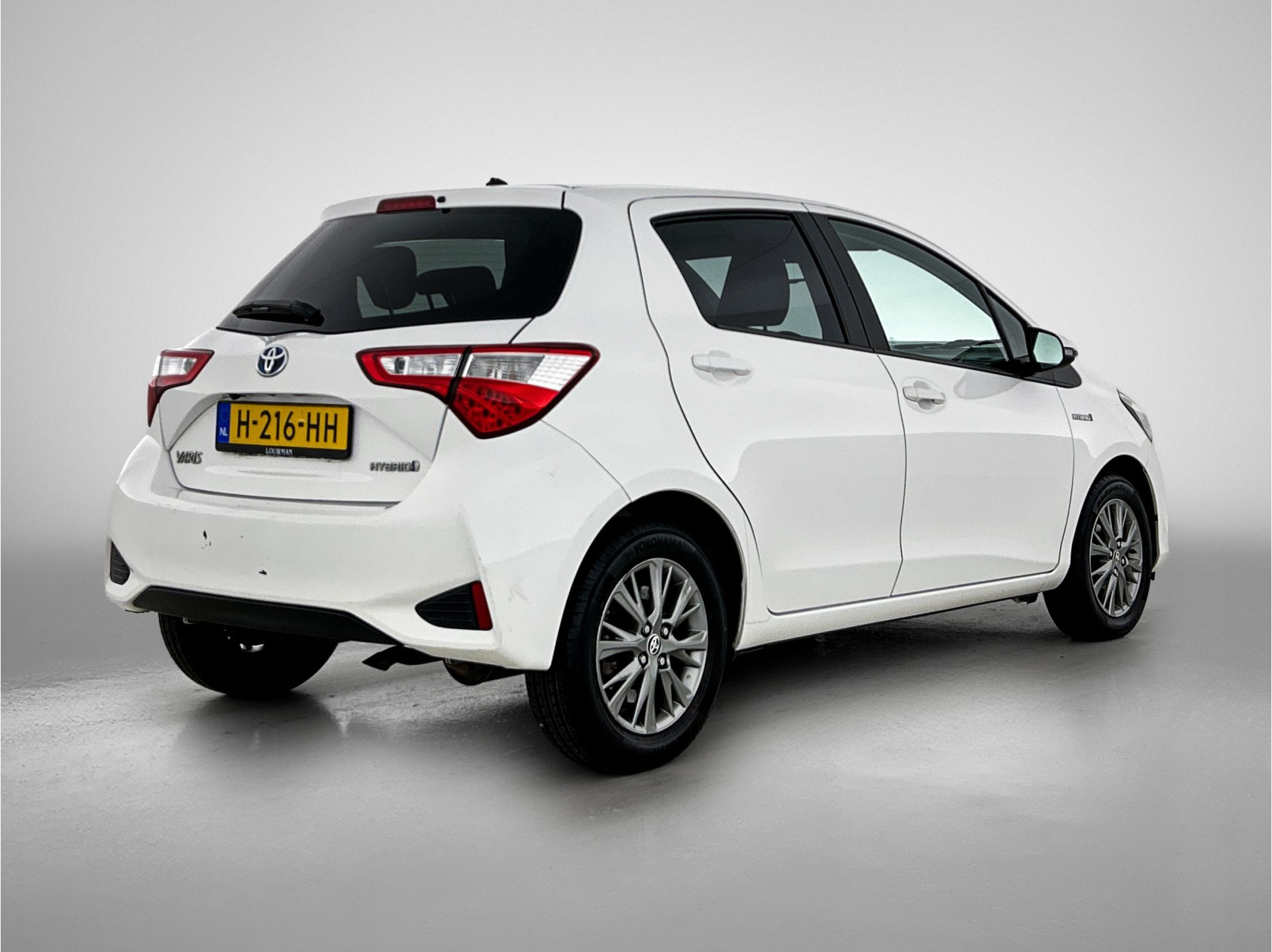 Foto van Toyota Toyota Yaris Hybrid