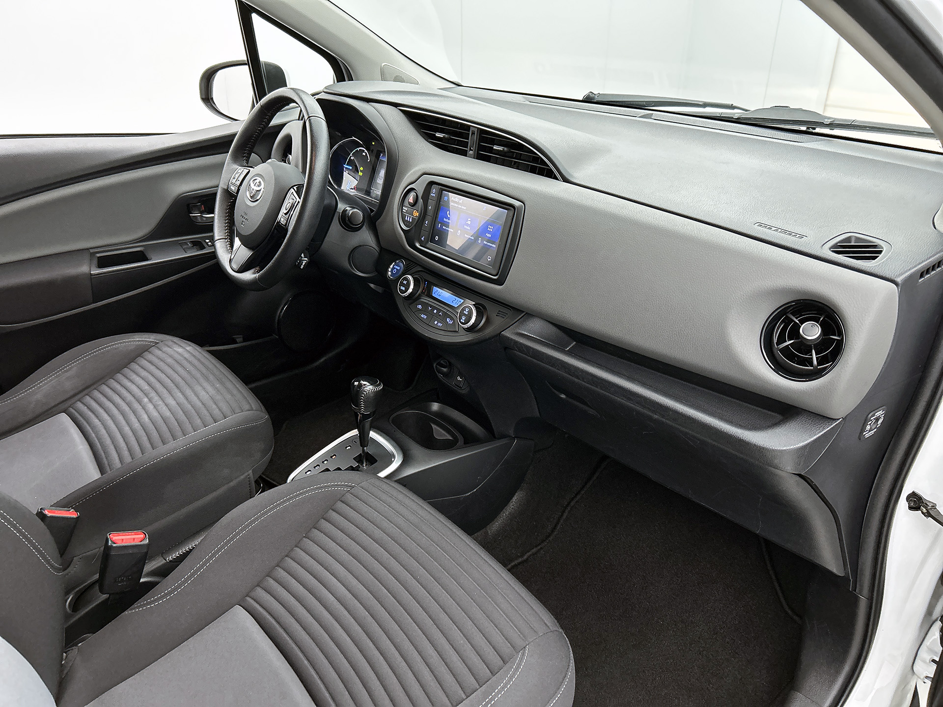 Foto van Toyota Toyota Yaris Hybrid