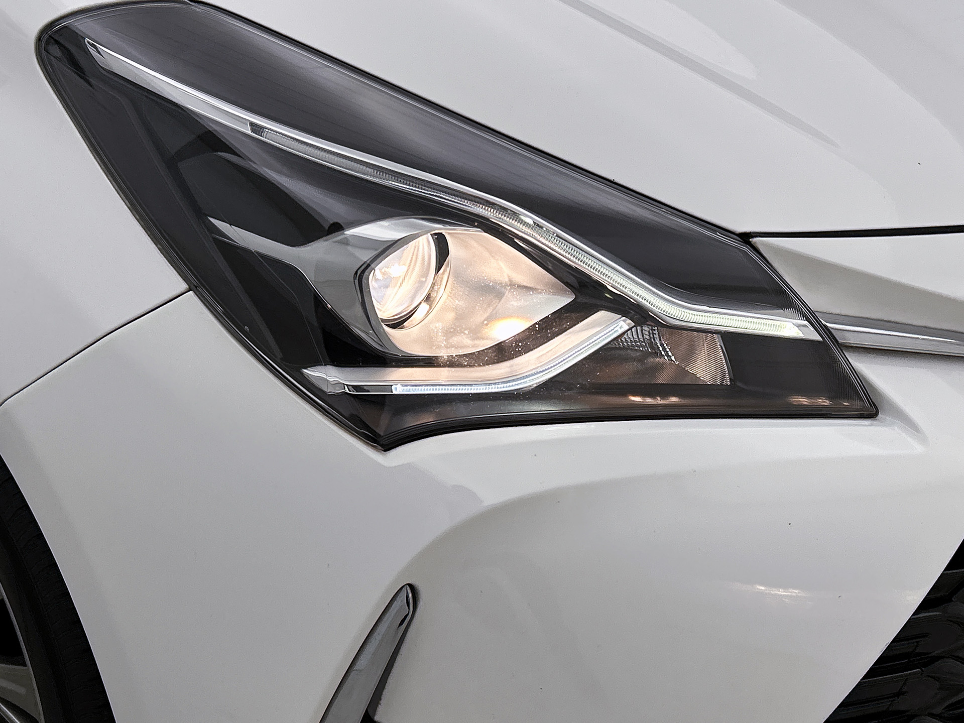 Foto van Toyota Toyota Yaris Hybrid