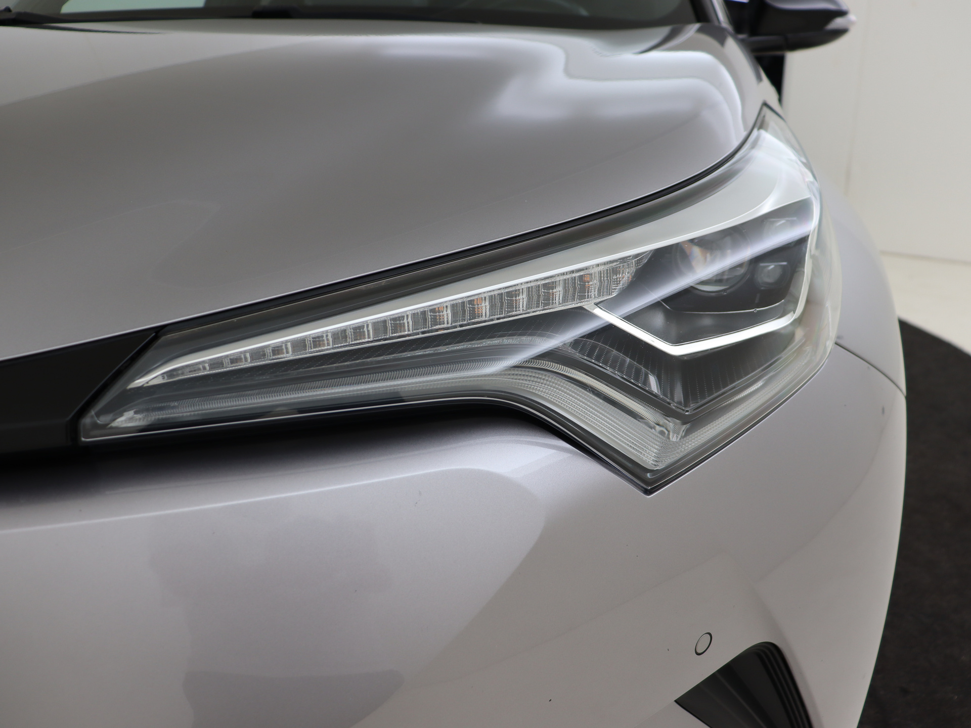 Foto van Toyota Toyota C-hr