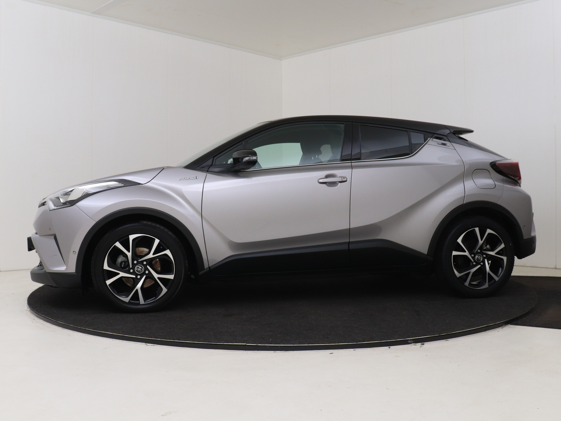 Foto van Toyota Toyota C-hr