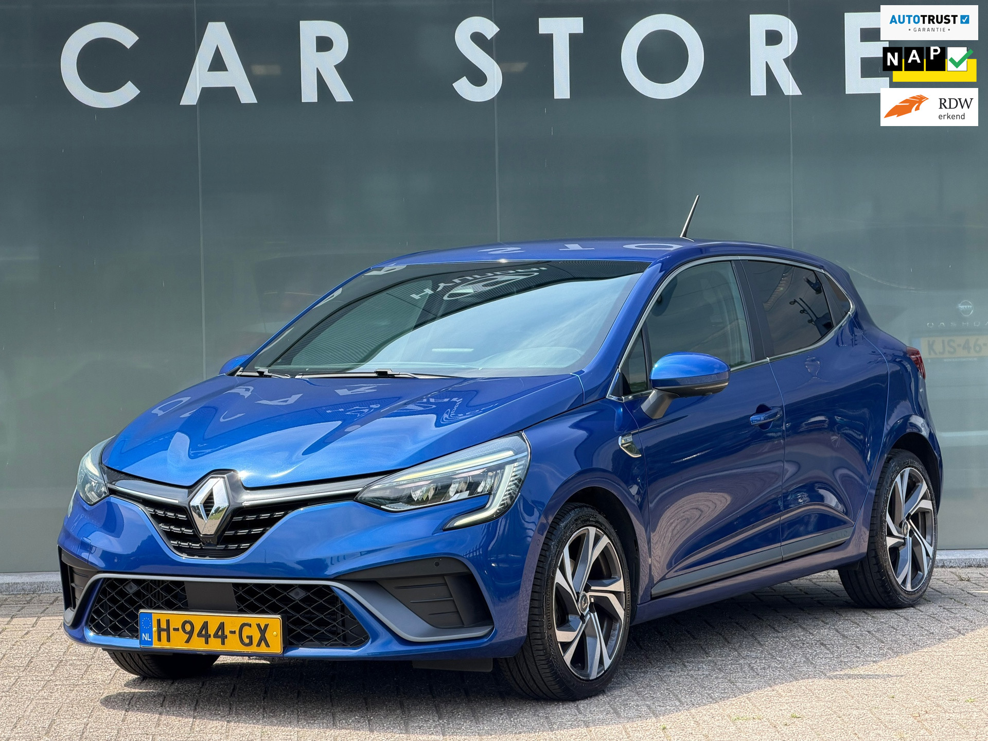 Renault Clio 1.3 TCe R.S. Line BOSE/360 CAMERA/NAVI/ 2020 - voorkant