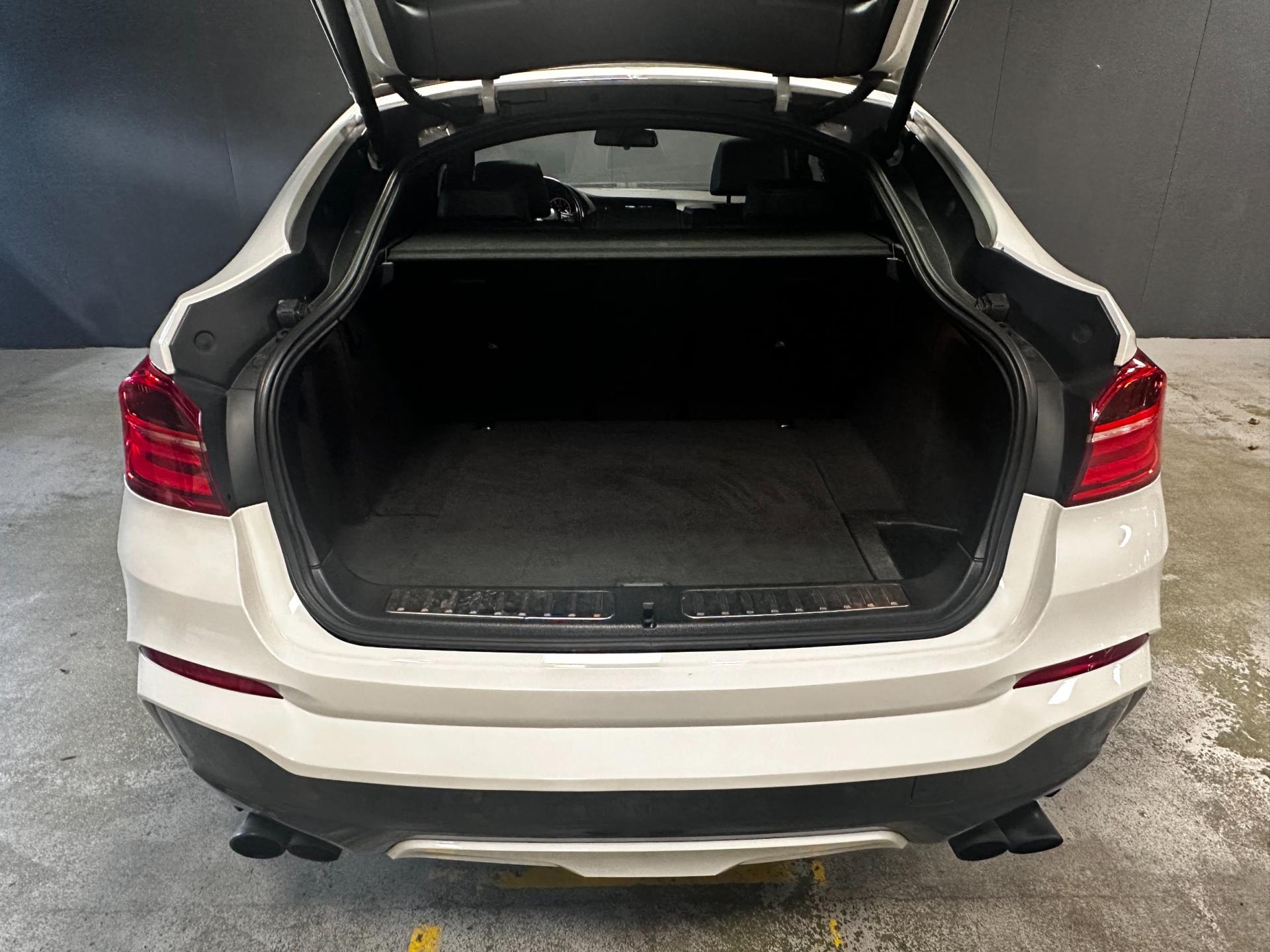 Foto van BMW X4