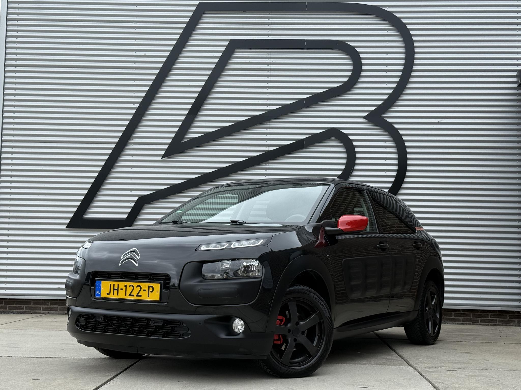 Citroen C4 Cactus 1.2 PureTech Shine 2016 - voorkant