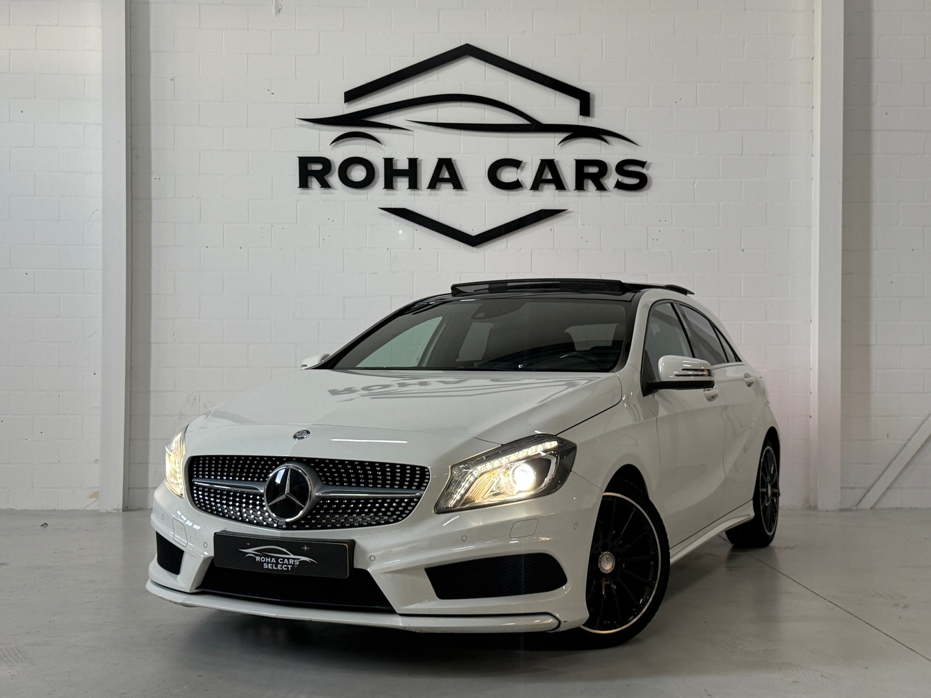 Mercedes-Benz A 200 200 Prestige*Bomvol*Pano*Camera*Dodehoek*Stoelverwarming* 2015 - voorkant