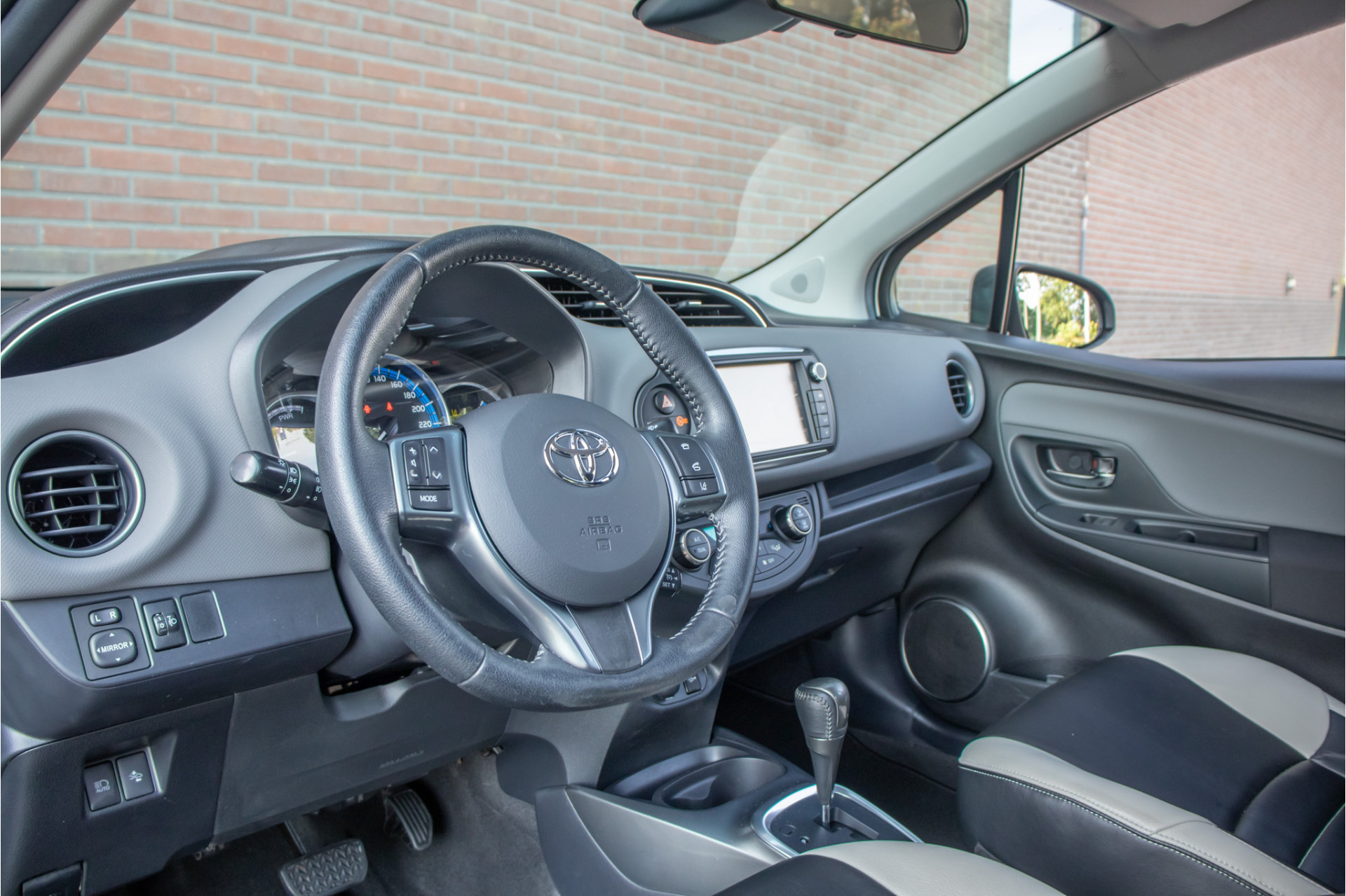 Foto van Toyota Toyota Yaris Hybrid