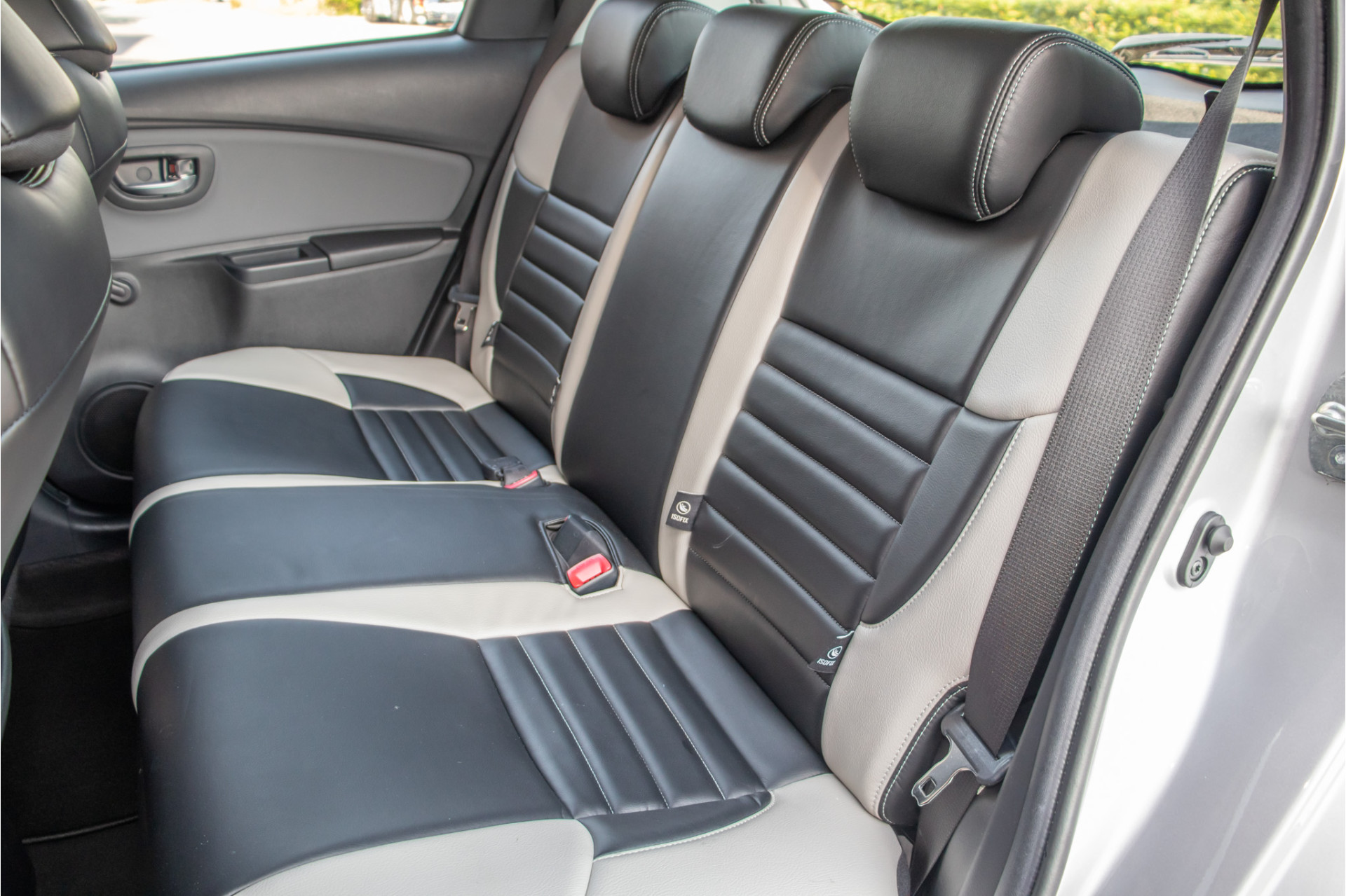 Foto van Toyota Toyota Yaris Hybrid