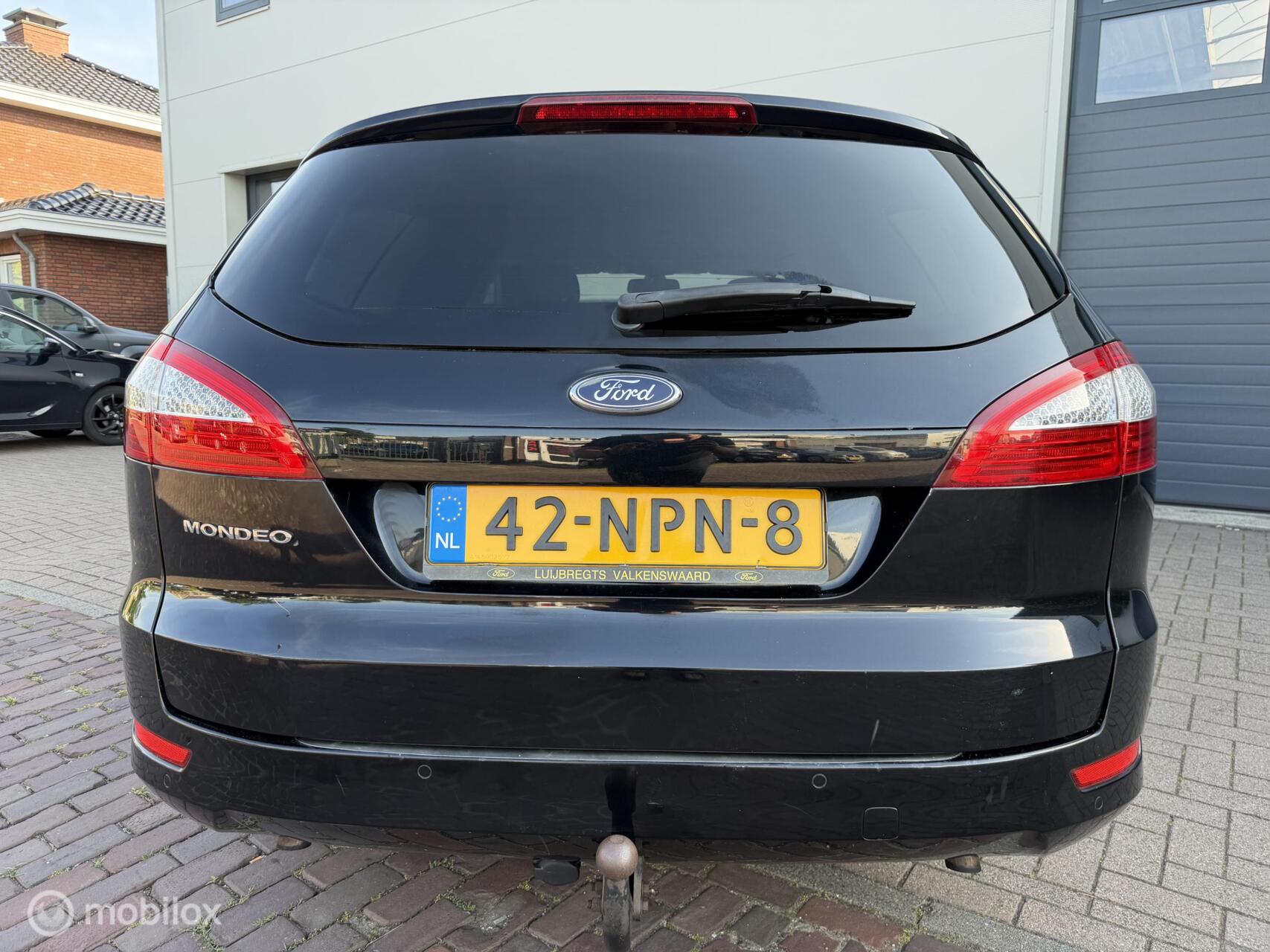 Foto van Ford Mondeo